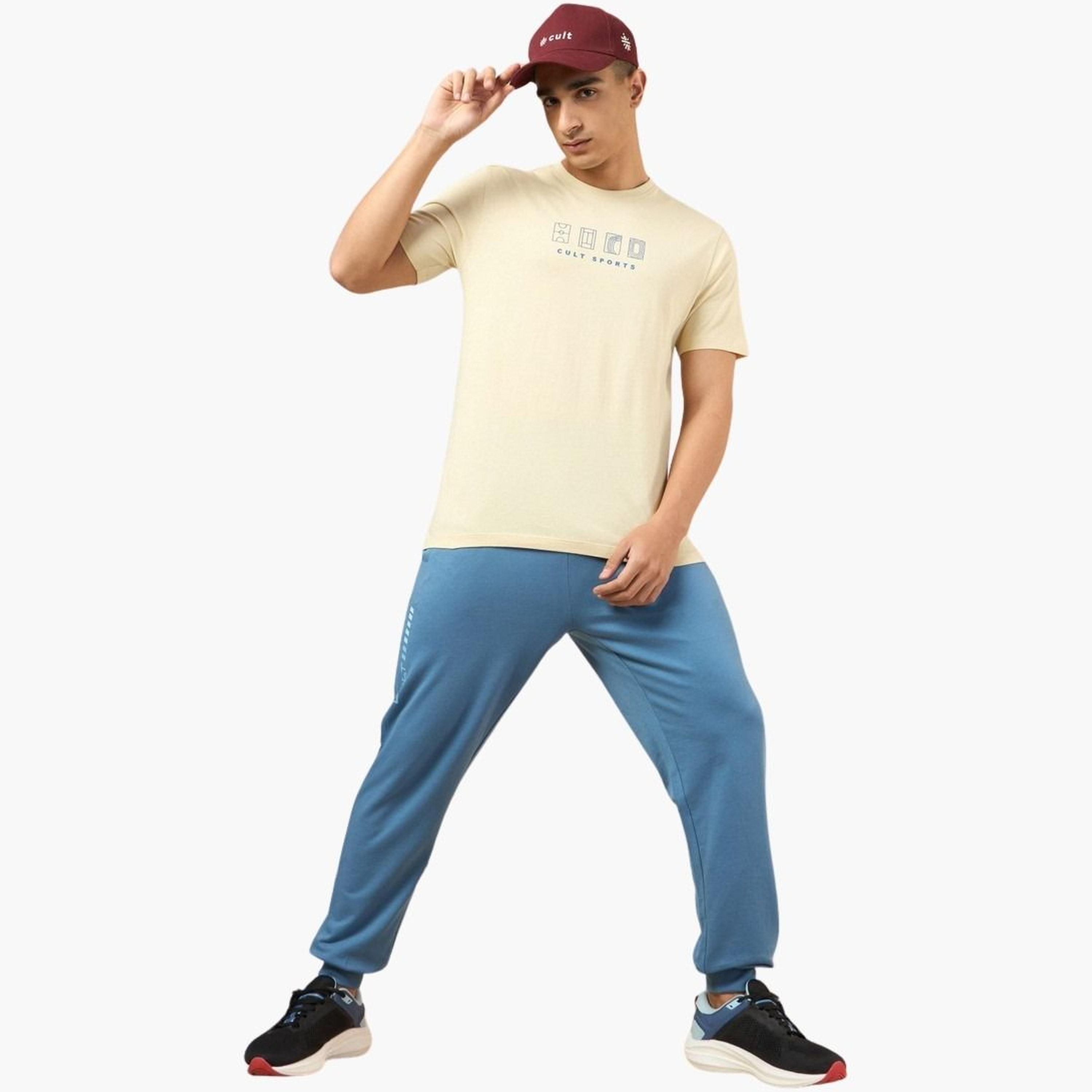كولت × ستايلي - تي شيرت بيج نقشة جرافيكية وأكمام قصيرة للرجال-men-clothing-sportswearandactivewear-tshirtsandpolos-image-2