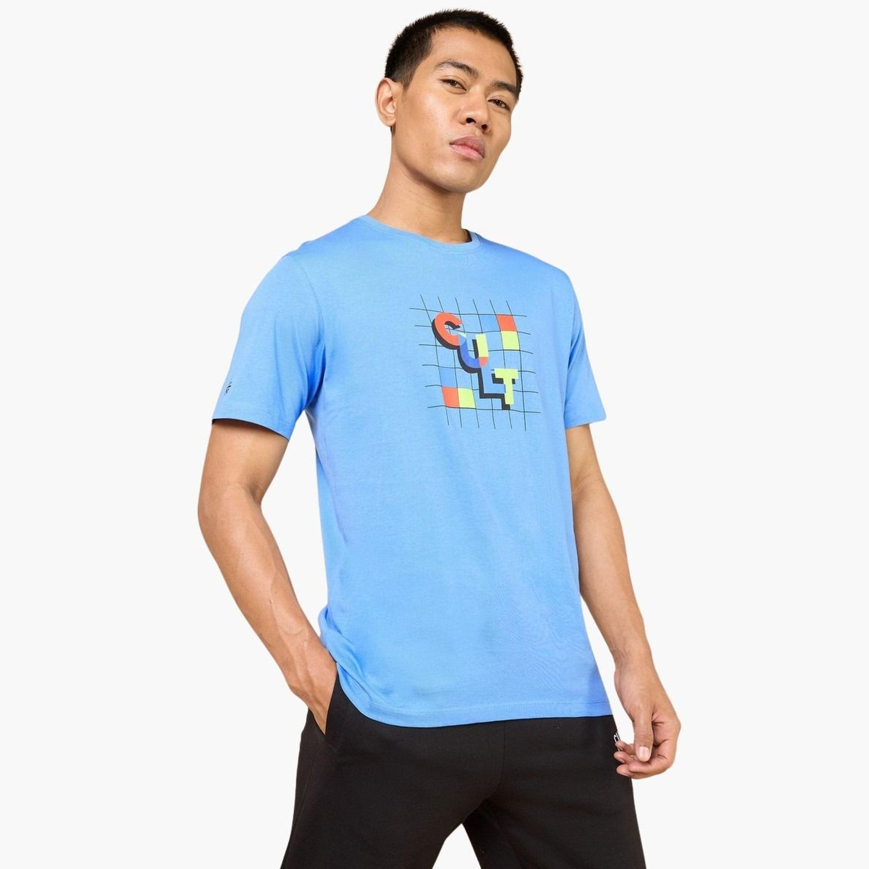 كولت × ستايلي - تي شيرت أزرق بأكمام قصيرة وطبعة جرافيكية للرجال-men-clothing-sportswearandactivewear-tshirtsandpolos-image-1
