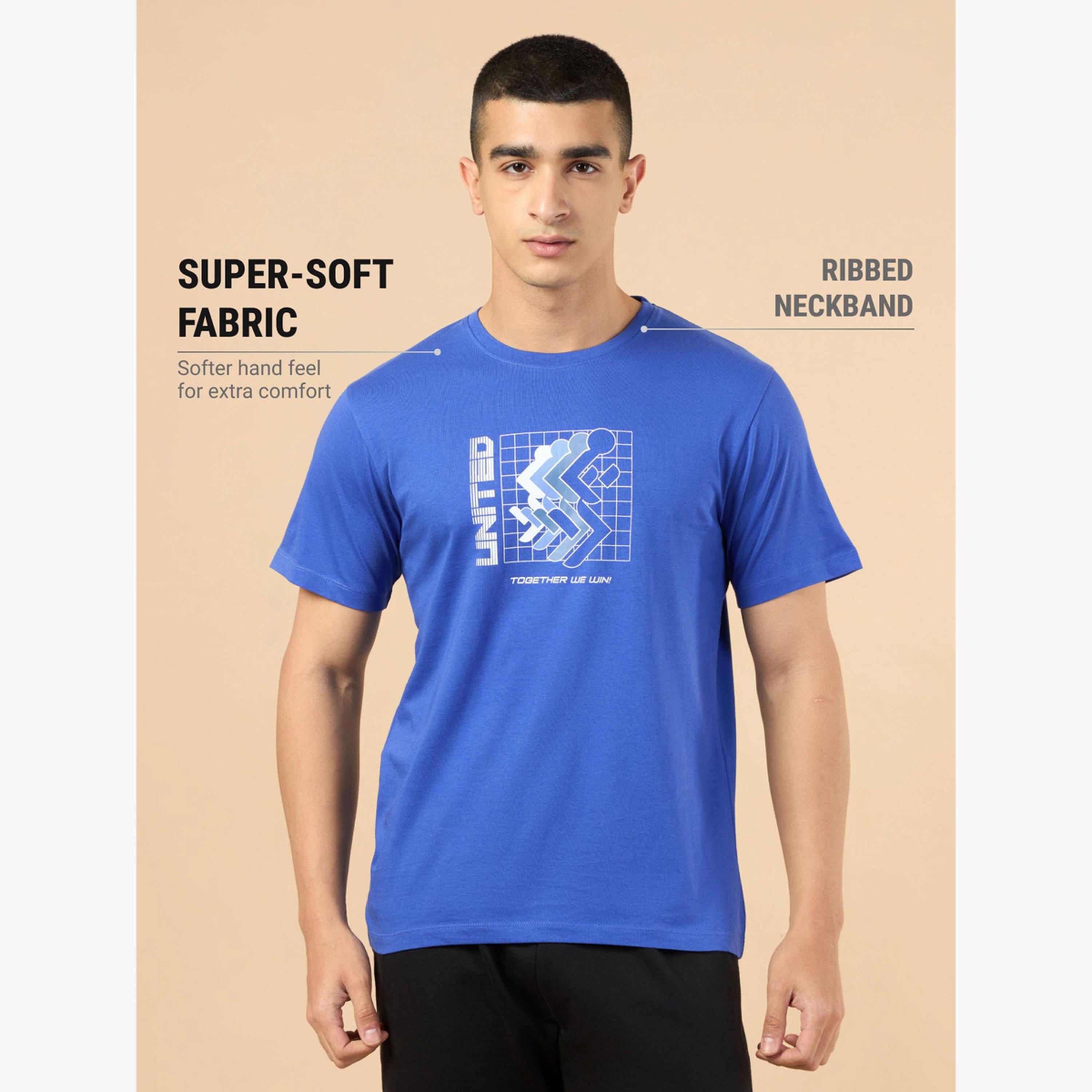 كوالت × ستايلي - تي شيرت رجالي بأكمام قصيرة وطبعة ماراثونية لون أزرق-men-clothing-tshirtsandpolos-tshirts-image-4