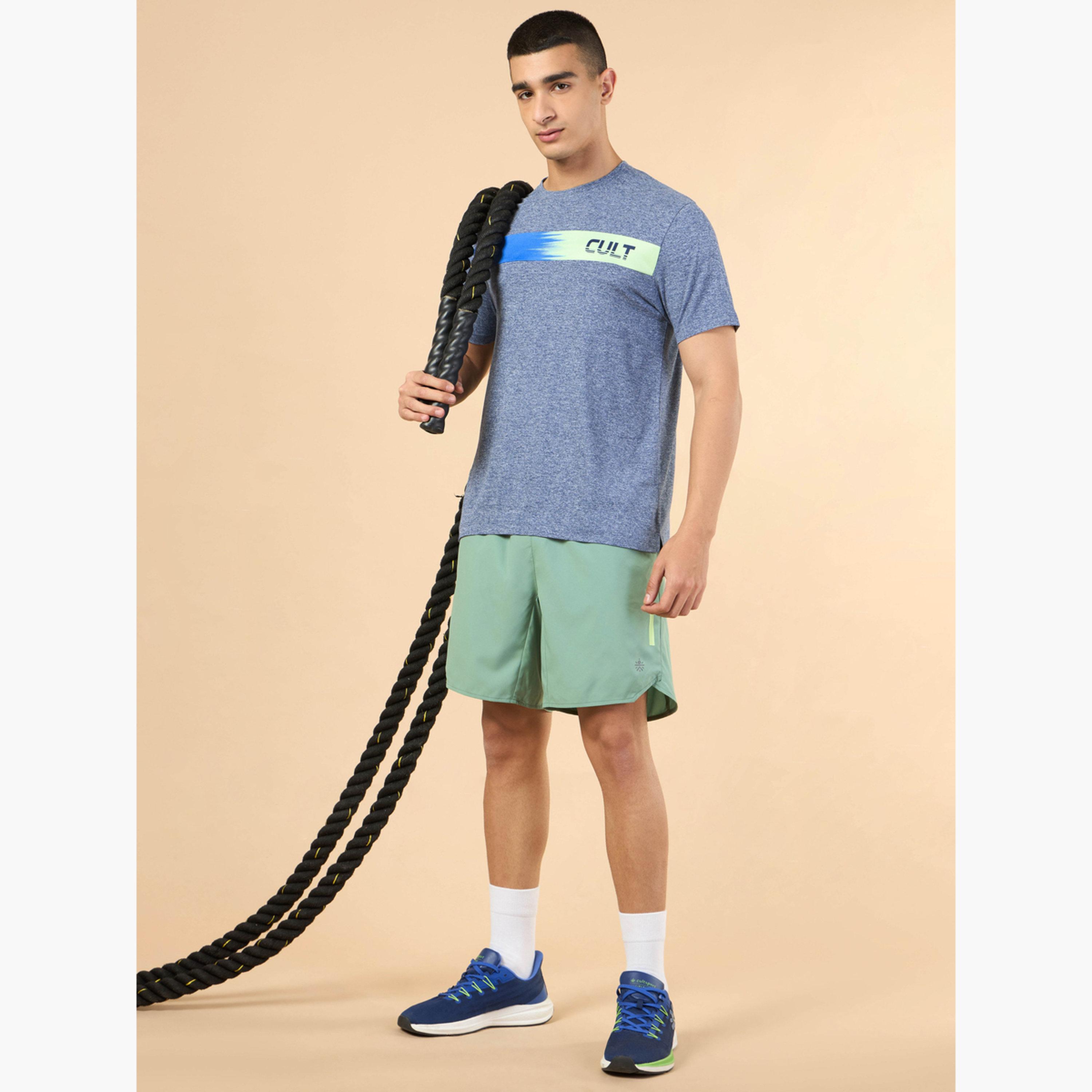 كالت × ستايلي - تي شيرت كومفورت تيك رجالي بطبعة جرافيكية لون أزرق الداكن-men-clothing-sportswearandactivewear-tshirtsandpolos-image-4