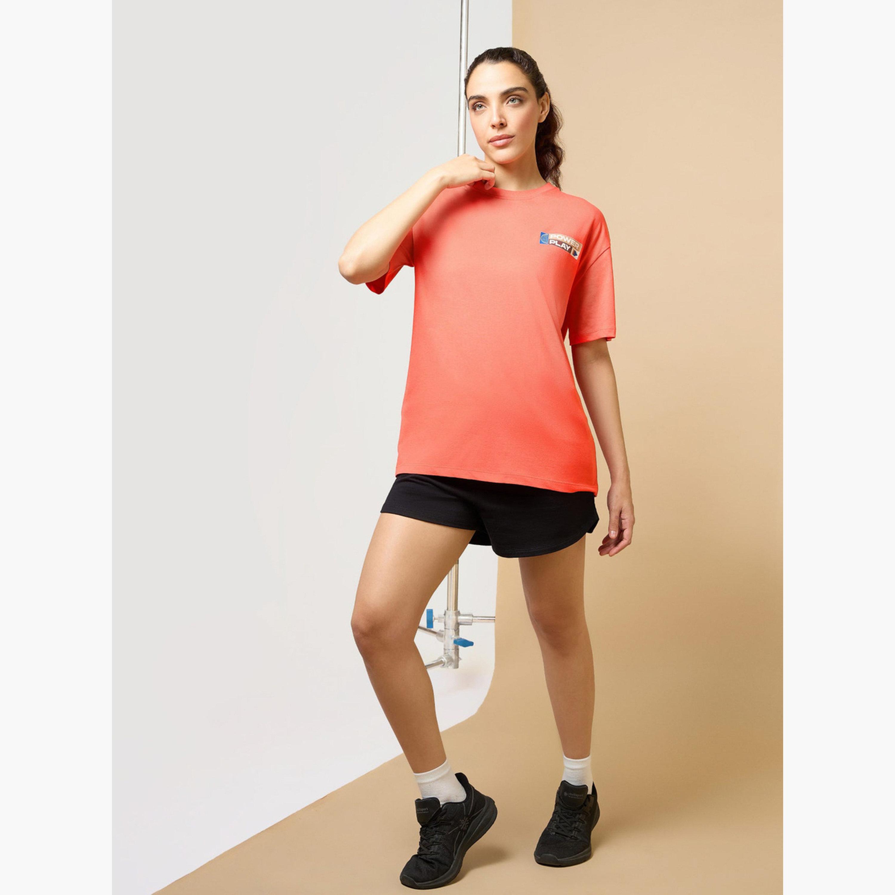 كالت × ستايلي - تي شيرت نسائي مريح بطباعة جرافيكية-women-clothing-tshirts-image-3