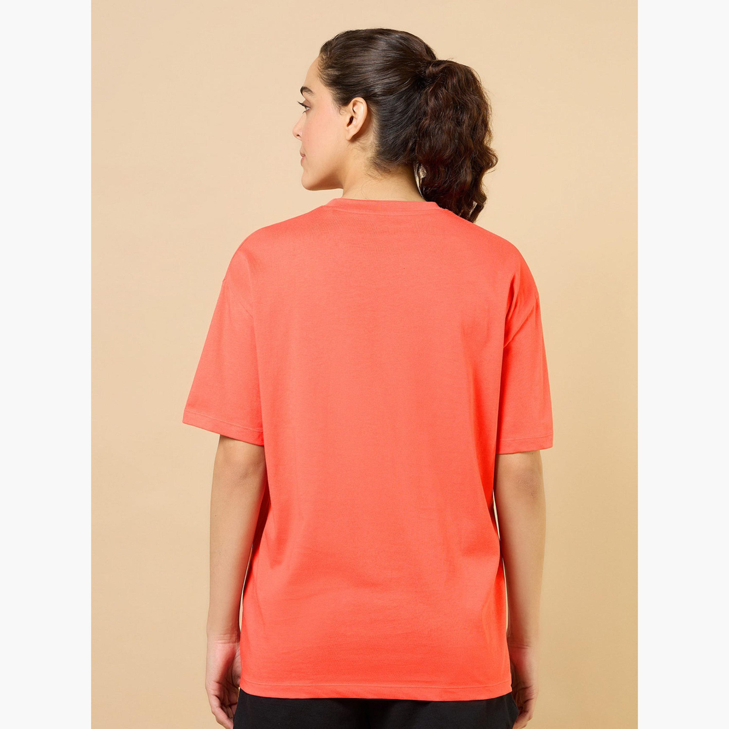 كالت × ستايلي - تي شيرت نسائي مريح بطباعة جرافيكية-women-clothing-tshirts-image-6