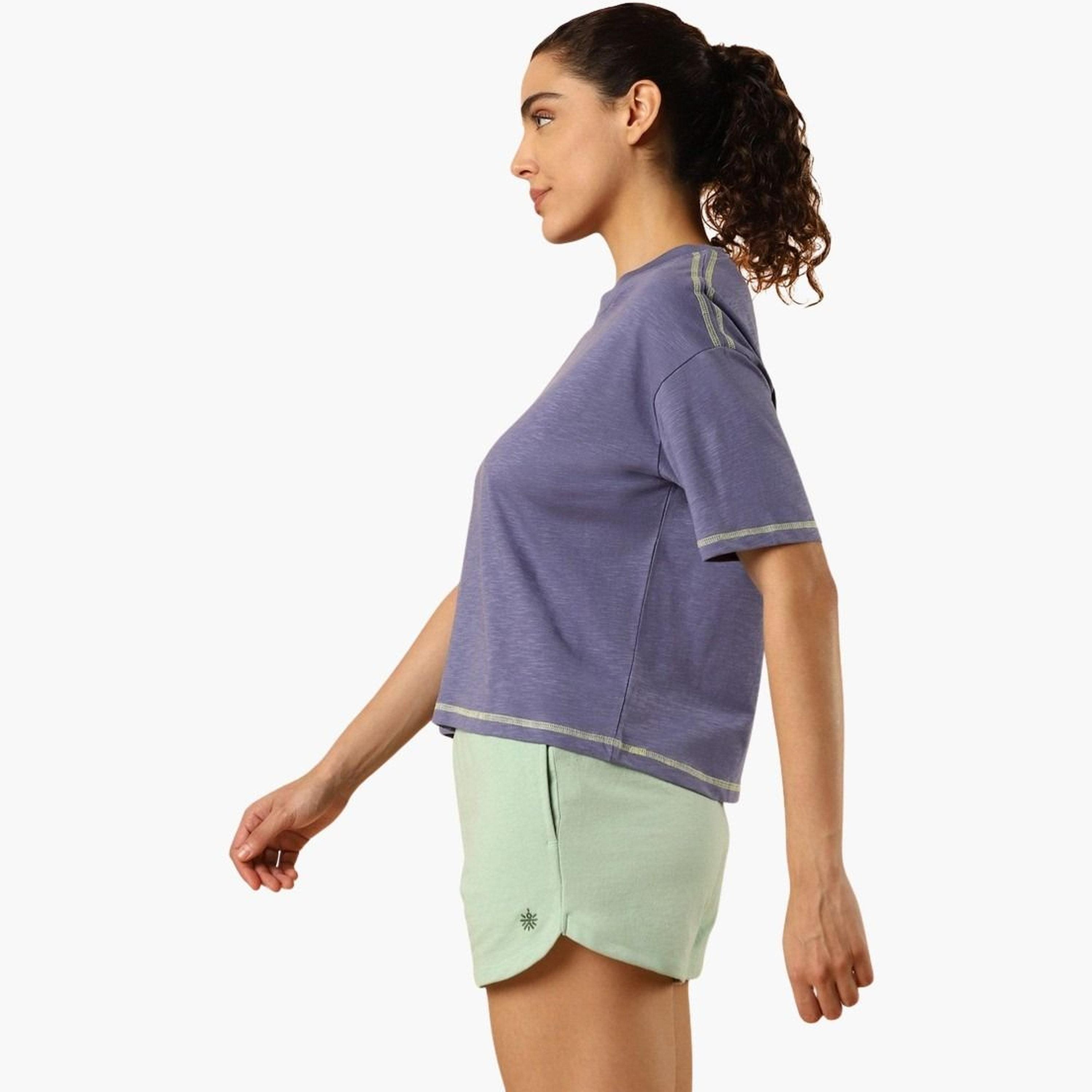 كولت × ستايلي - تي شيرت قصير نقشة جرافيكية باللون الأرجواني للنساء-women-clothing-tshirts-image-3