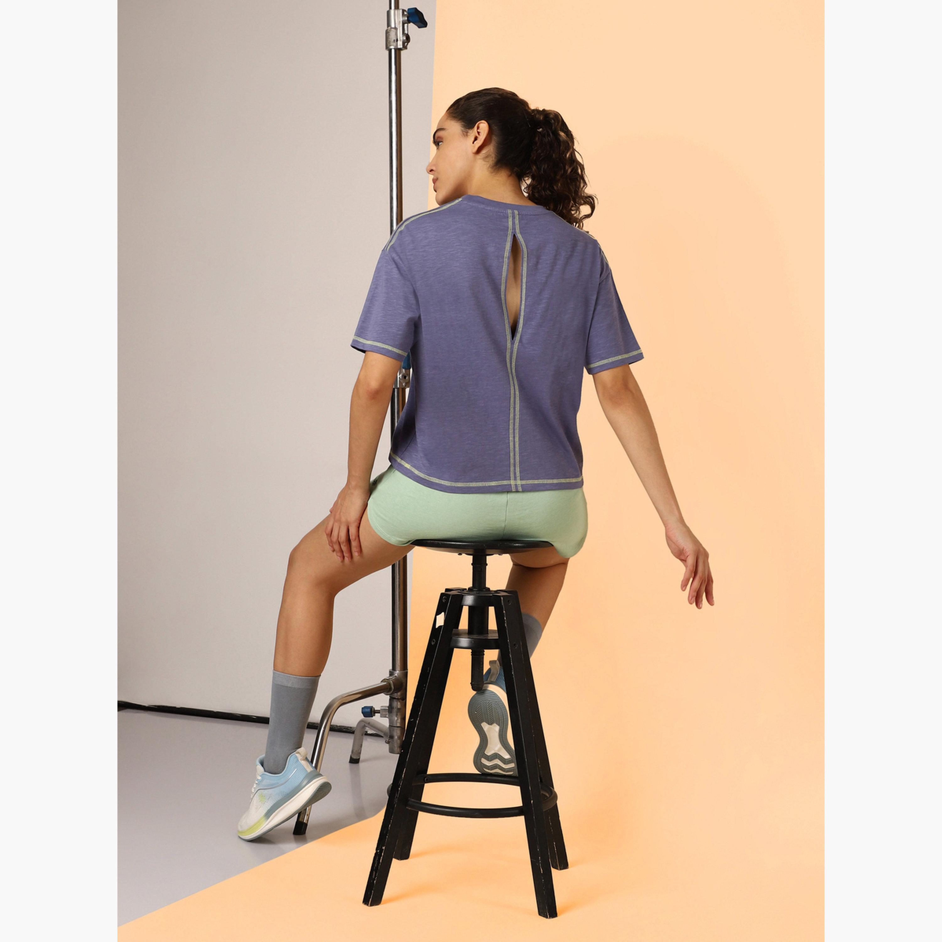 كولت × ستايلي - تي شيرت قصير نقشة جرافيكية باللون الأرجواني للنساء-women-clothing-tshirts-image-4
