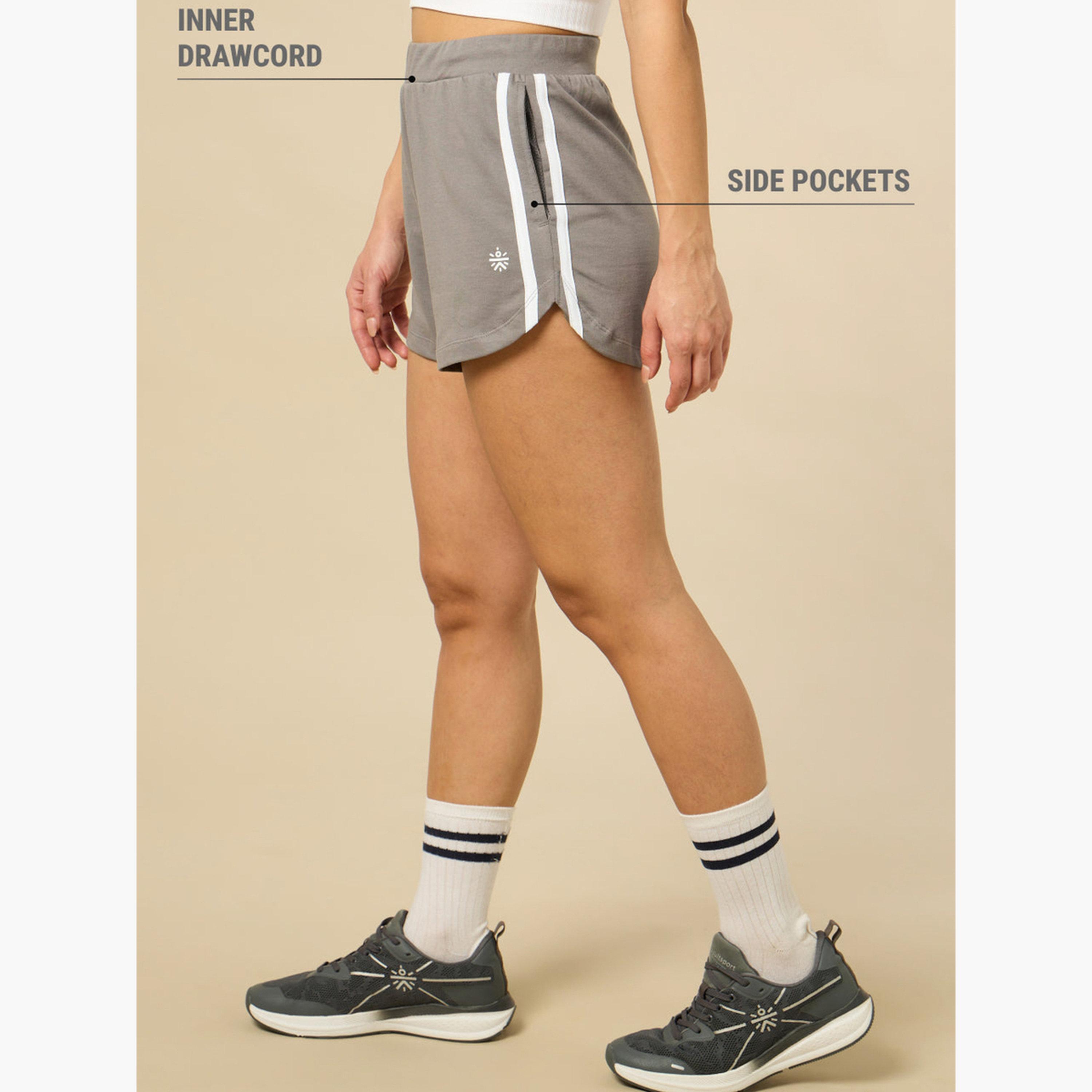 كولت × ستايلي - شورت رياضي مخطط باللون الرمادي للنساء-women-clothing-bottoms-shorts-image-5
