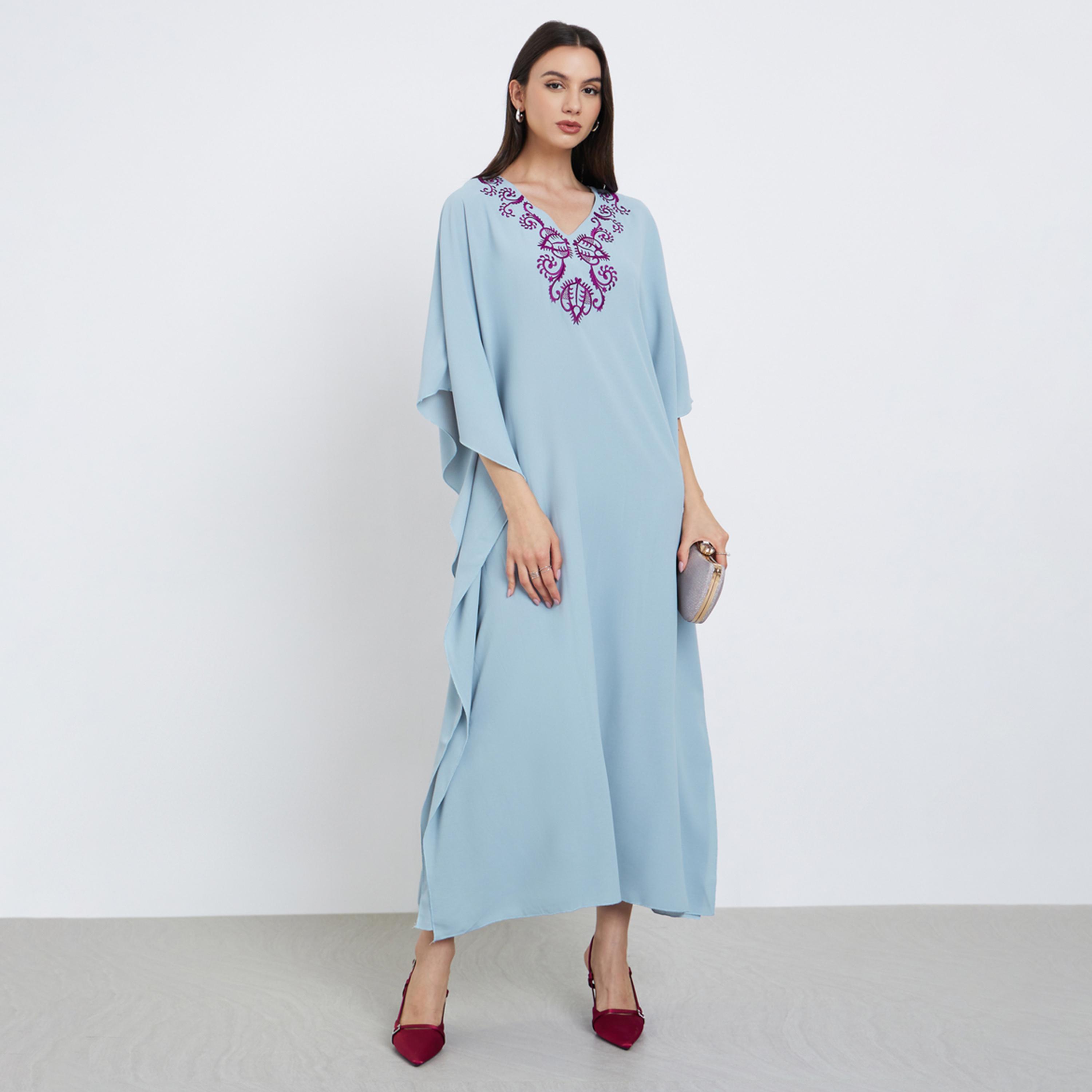 تيك تو - قفطان أزرق مطرز بتفاصيل-women-arabicclothing-kaftan-image-1
