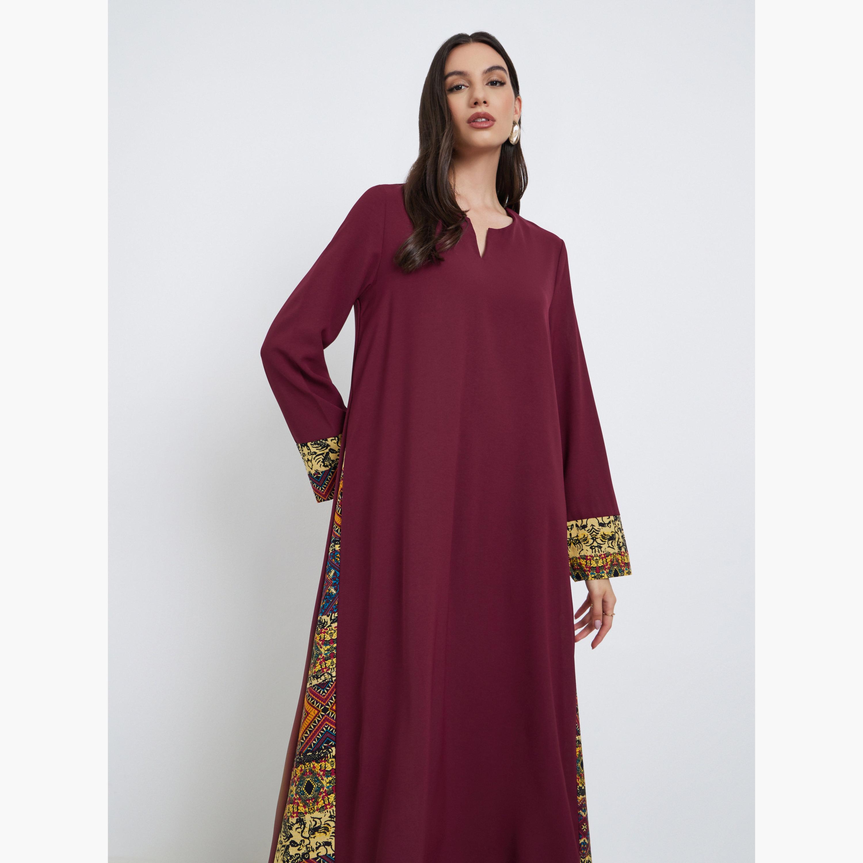 تيك تو - جلابية بلوحة جانبية مطبوعة لون برغندي-women-arabicclothing-jalabiyas-image-2