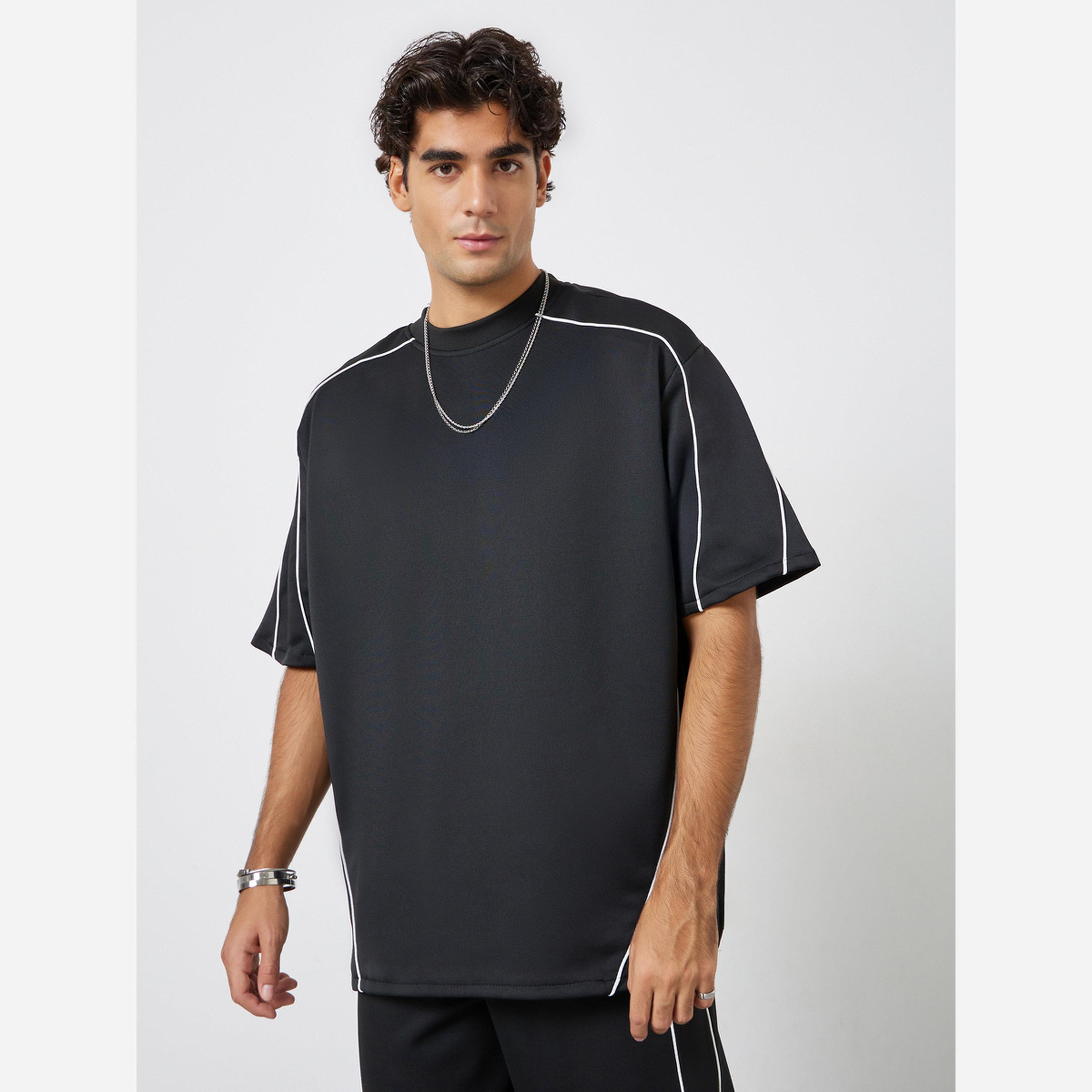 Styli Men Black Oversized Piping Detail T-Shirt and Pants Co-Ords-men-clothing-coordsets-image-2