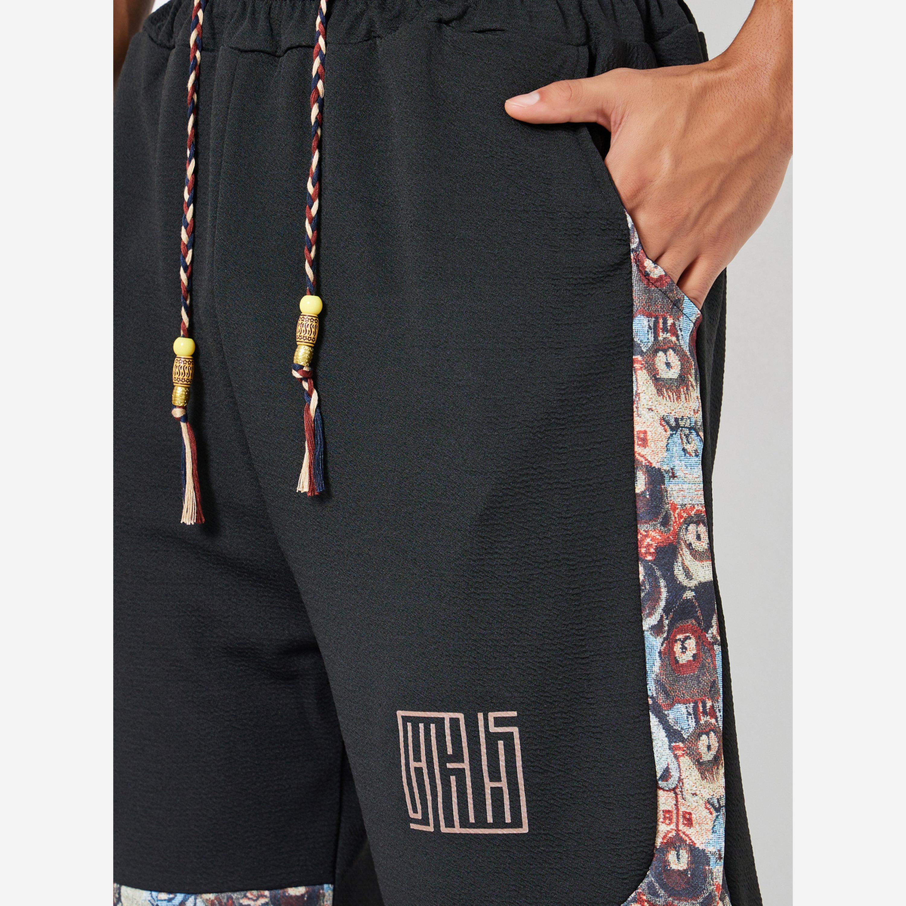 Styli Men Black Oversized Printed T-Shirt and Shorts Co-Ords-men-clothing-coordsets-image-4