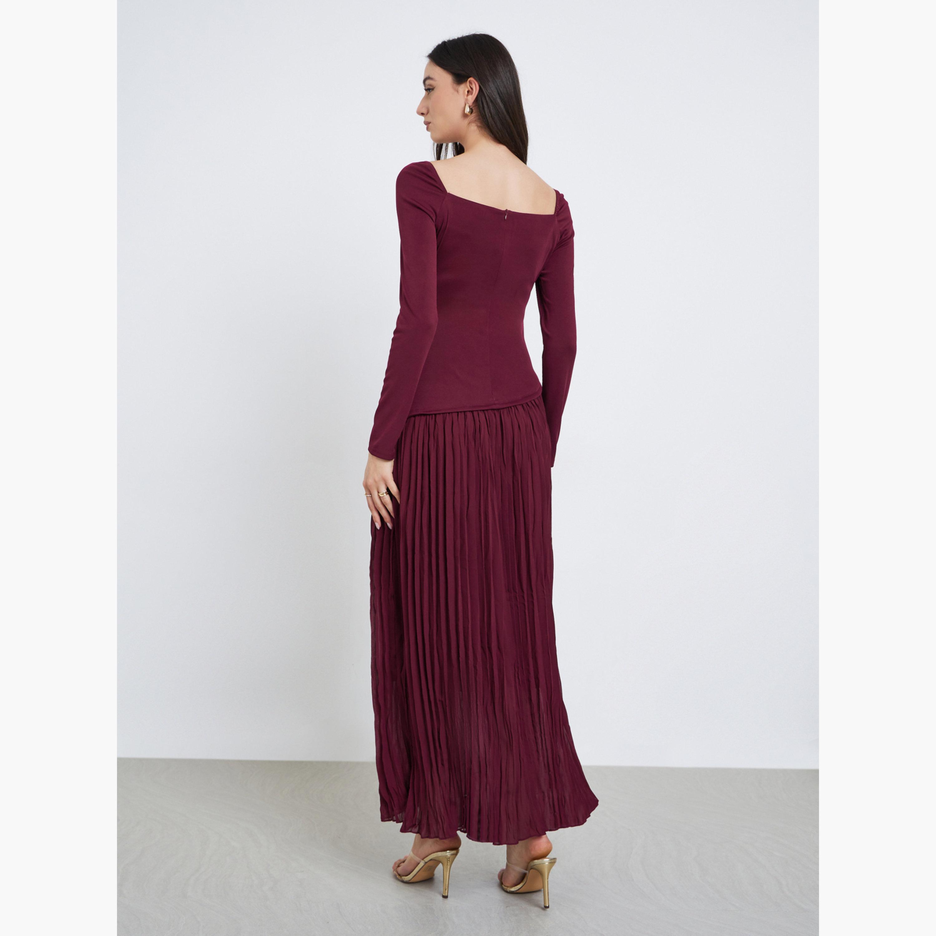 ستايلي - فستان ماكسي بلون أحمر داكن مطوي على شكل حرف A-women-clothing-dresses-image-4