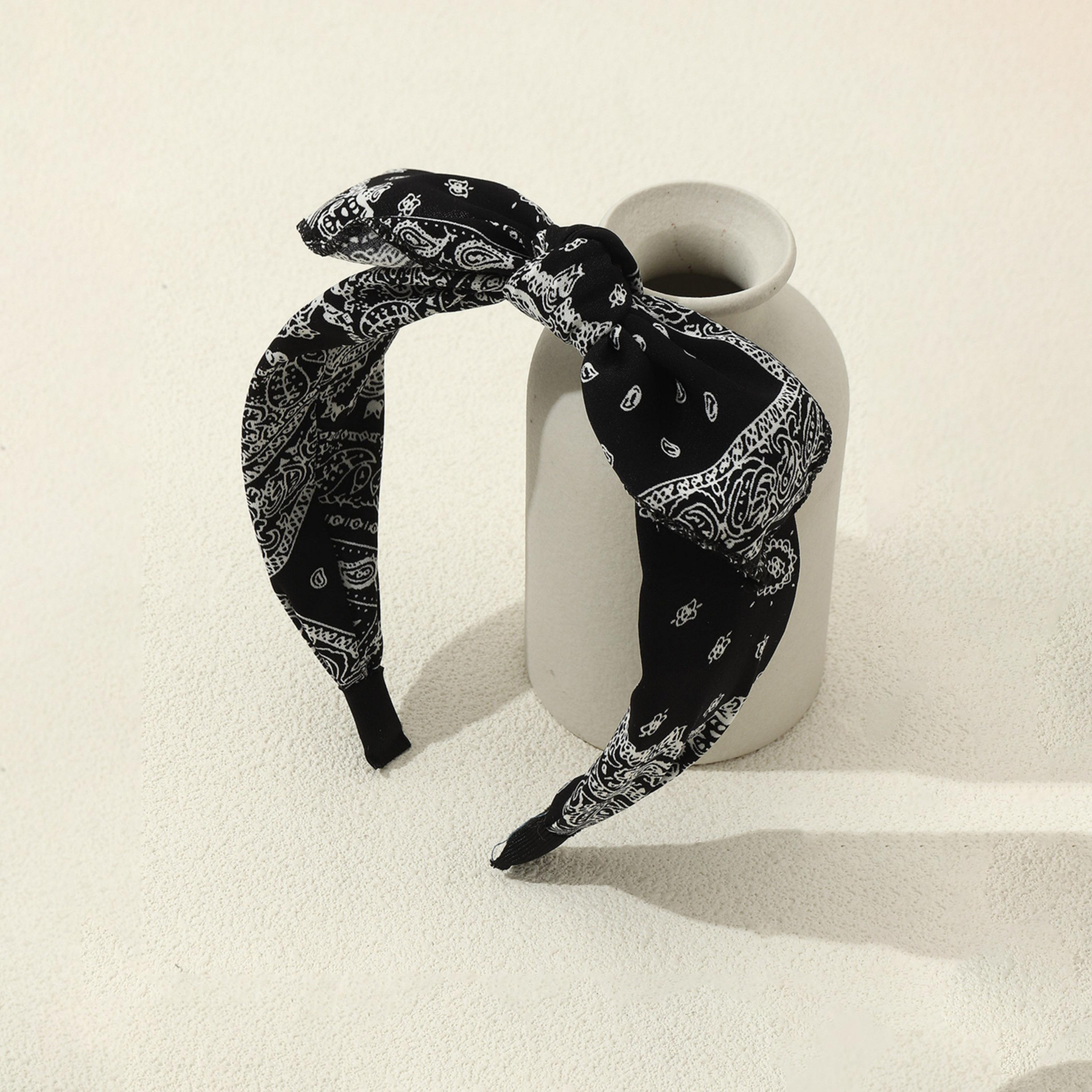 تيك تو - بندانة رأس بفيونكة مطبوعة جرافيكية-women-hairaccessories-bands-image-5