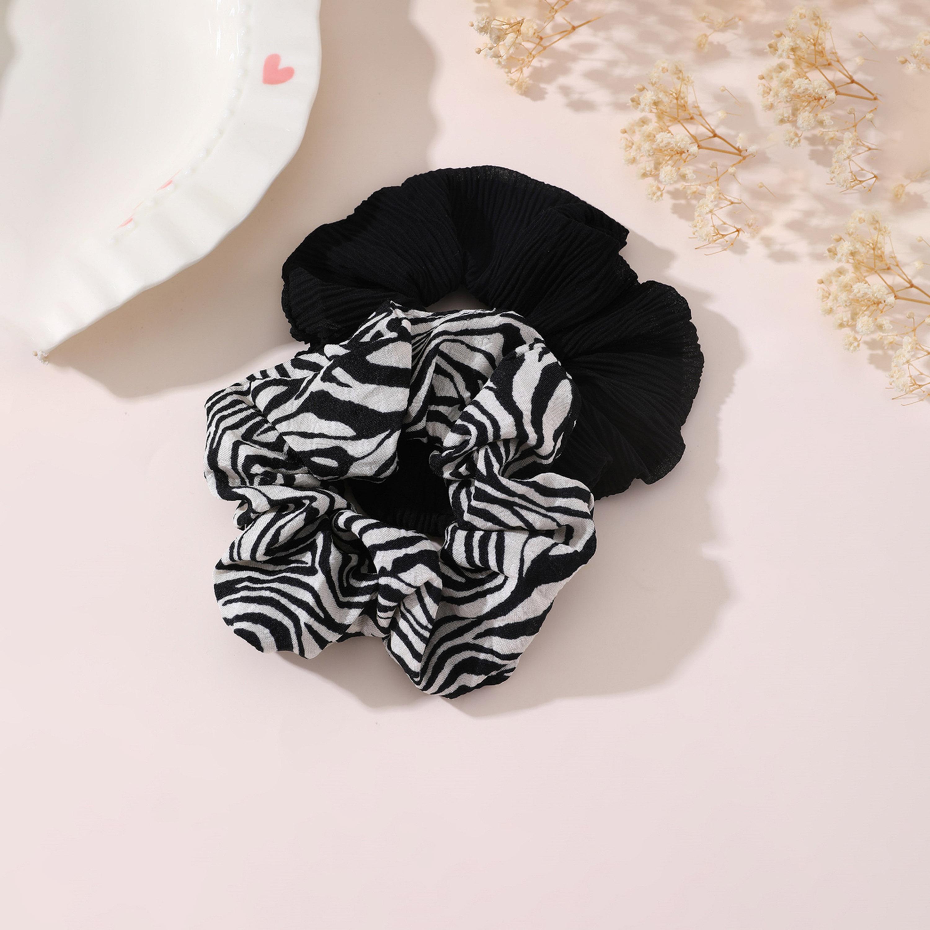 تيك تو - طقم قطعتين - ربطة شعر مطبوعة-women-hairaccessories-bands-image-3