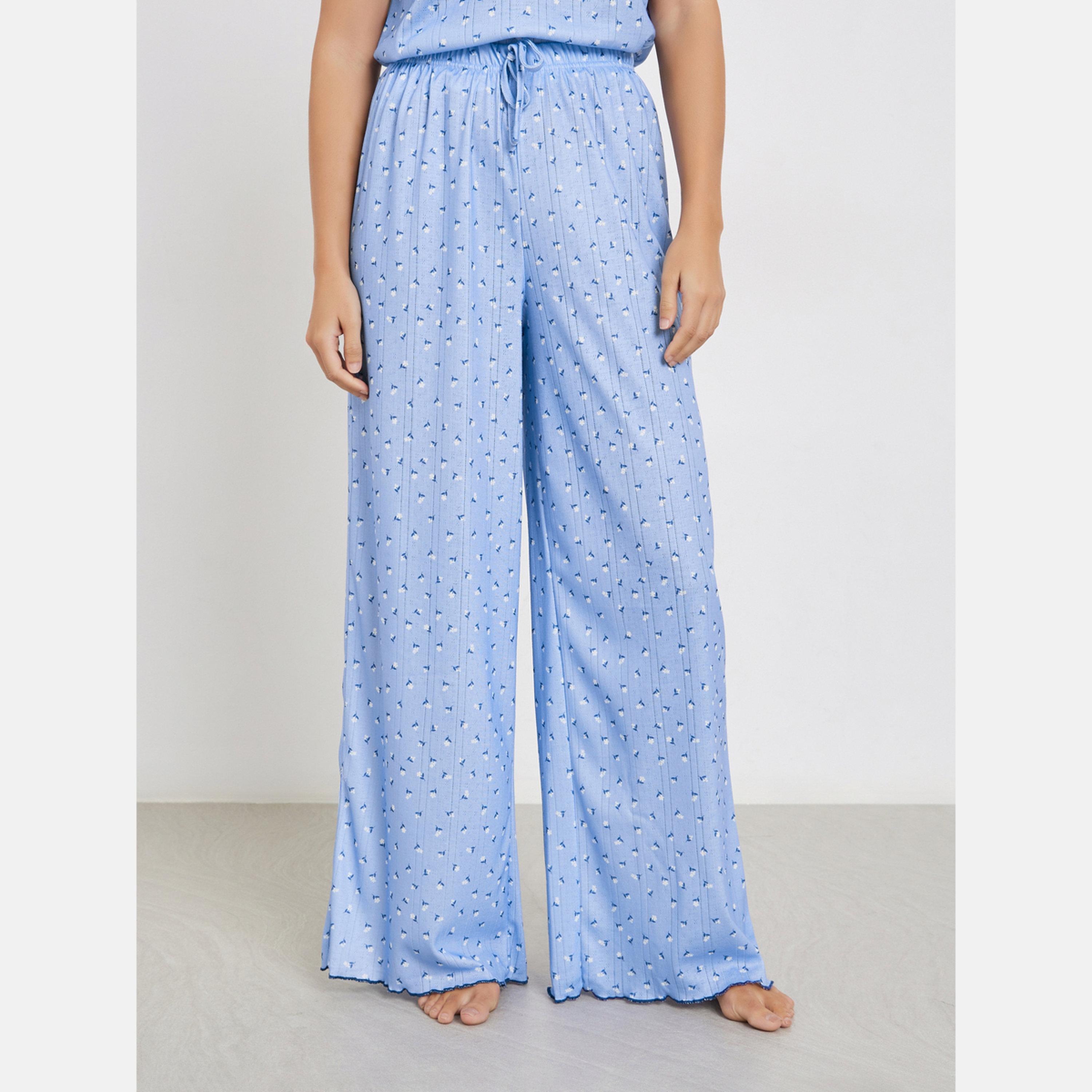 ستايلي - بيجاما بنقشة زهور ديتسي مع تي شيرت منسدل الكتفين وبنطال واسع الساق-women-clothing-nightwear-pyjamas-longsets-image-4