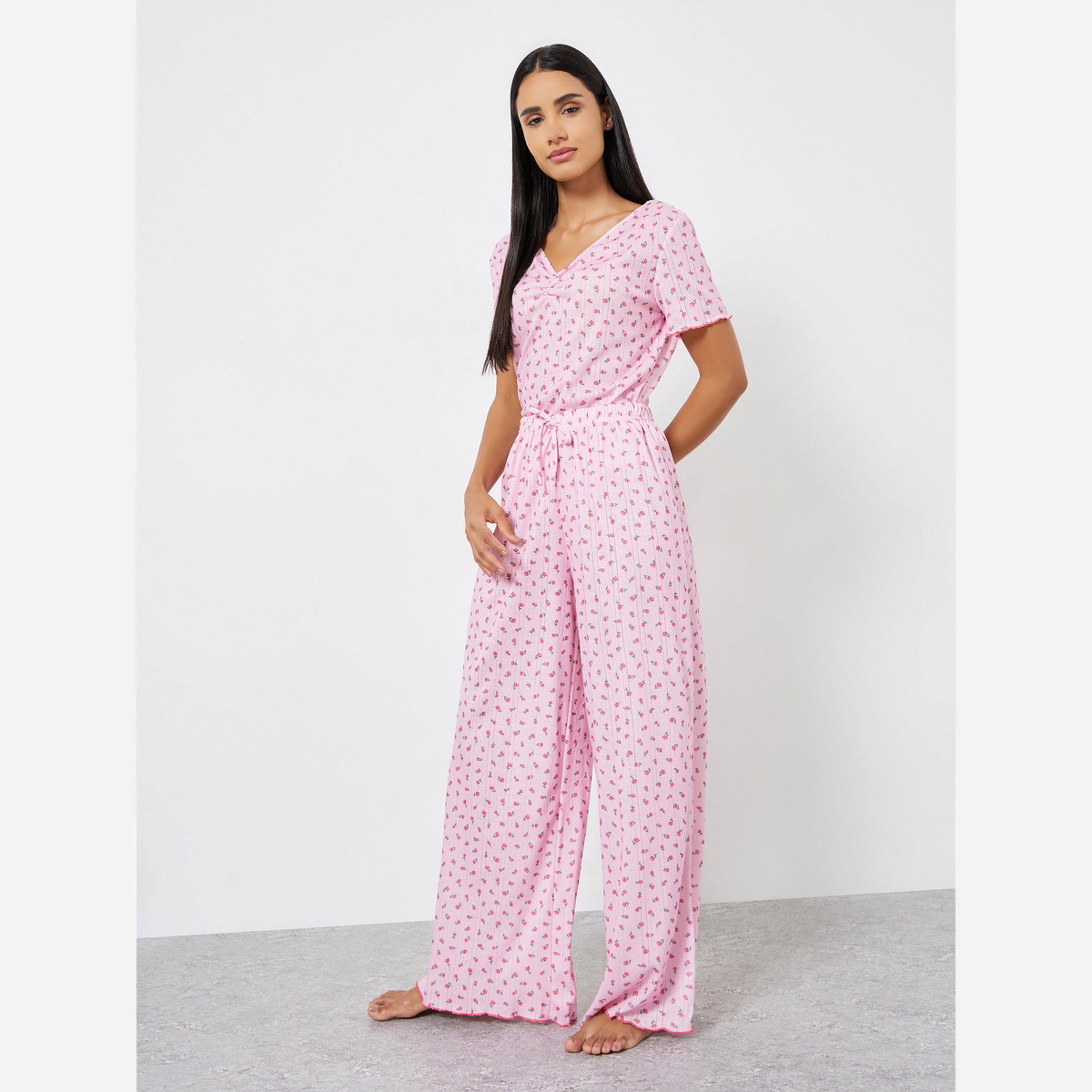 ستايلي - بنطال بيجاما واسع الساقين مزين وتيشيرت أكمام منسدلة وطبعة زهور صغيرة-women-clothing-nightwear-pyjamas-longsets-image-4