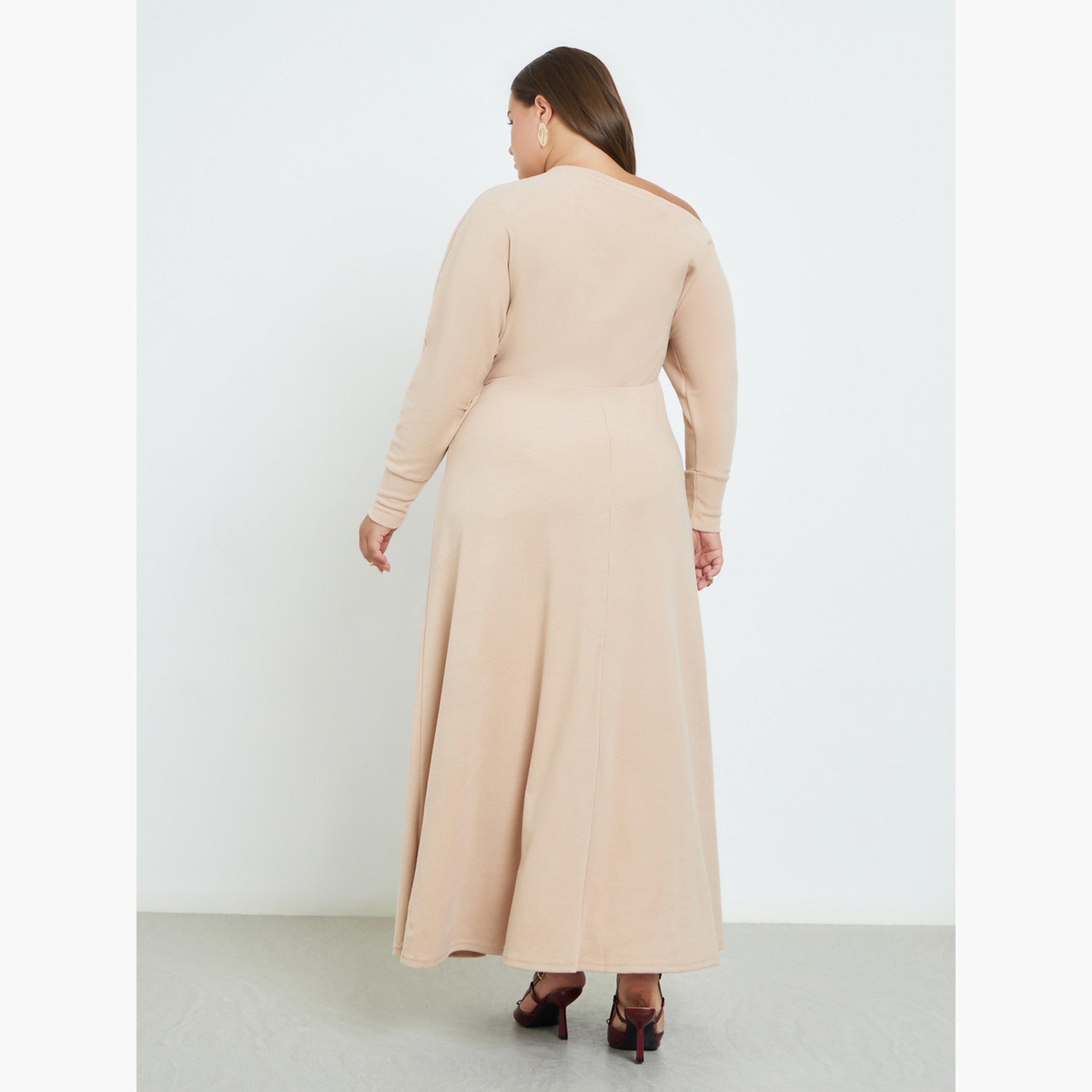 Styli Plus Size Asymmetric Neck Knit Maxi Dress-women-clothing-dresses-image-5