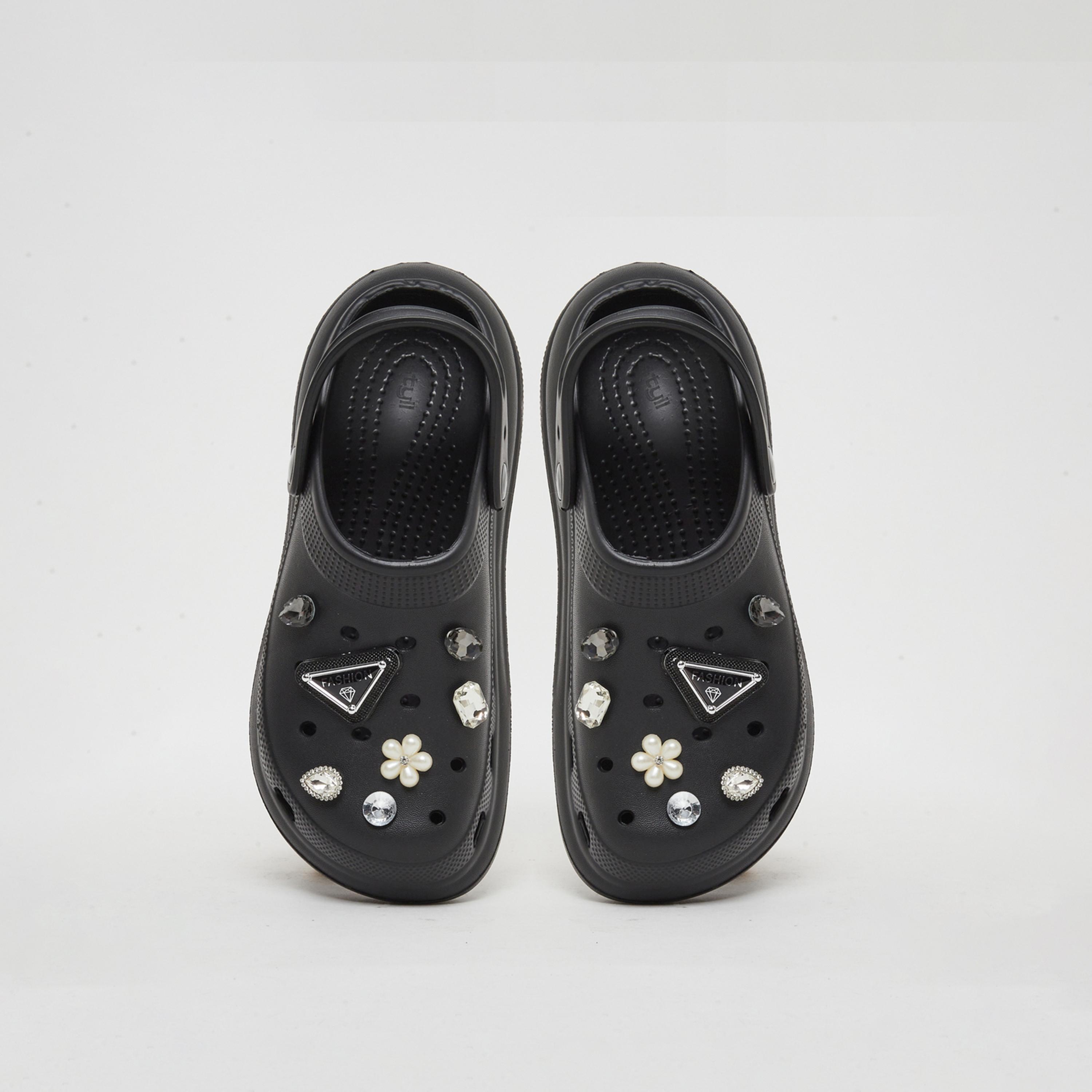 ستايلي - حذاء أسود مزخرف بمقدمة مستديرة للنساء-women-shoes-flats-slides-image-5