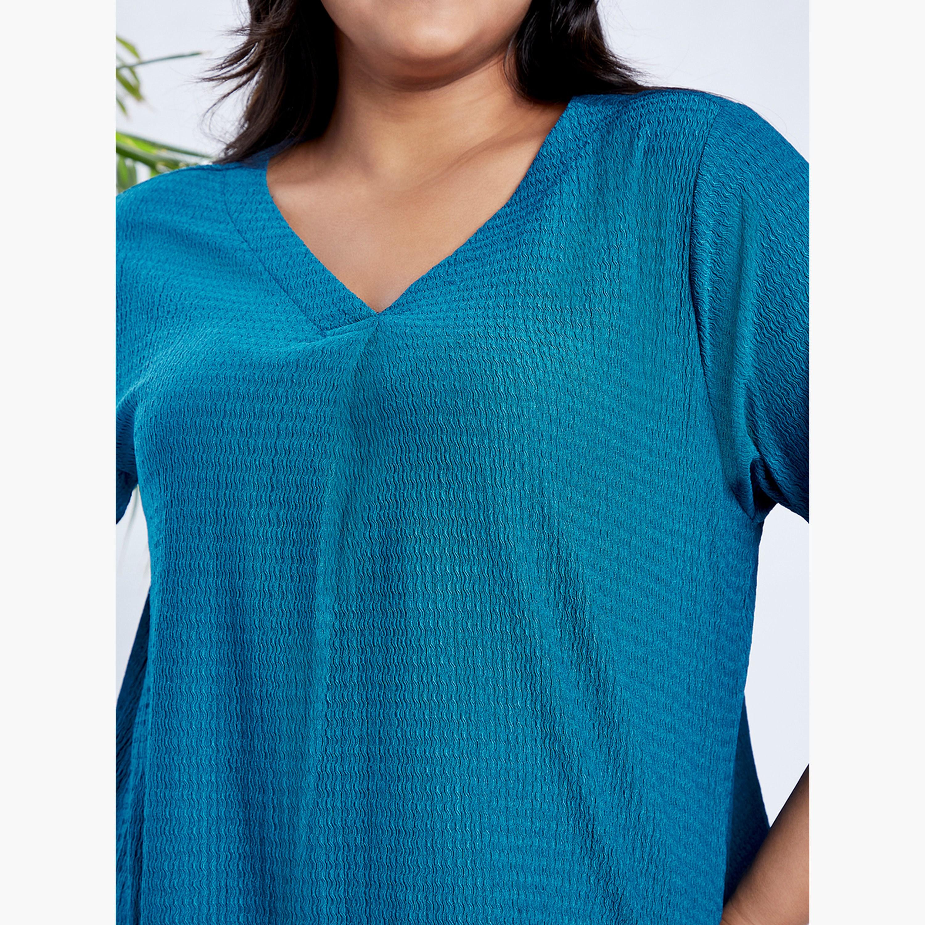 Globus X Styli Plus Size Blue Textured V-Neck Top-women-clothing-shirtsandblouses-blouses-image-4