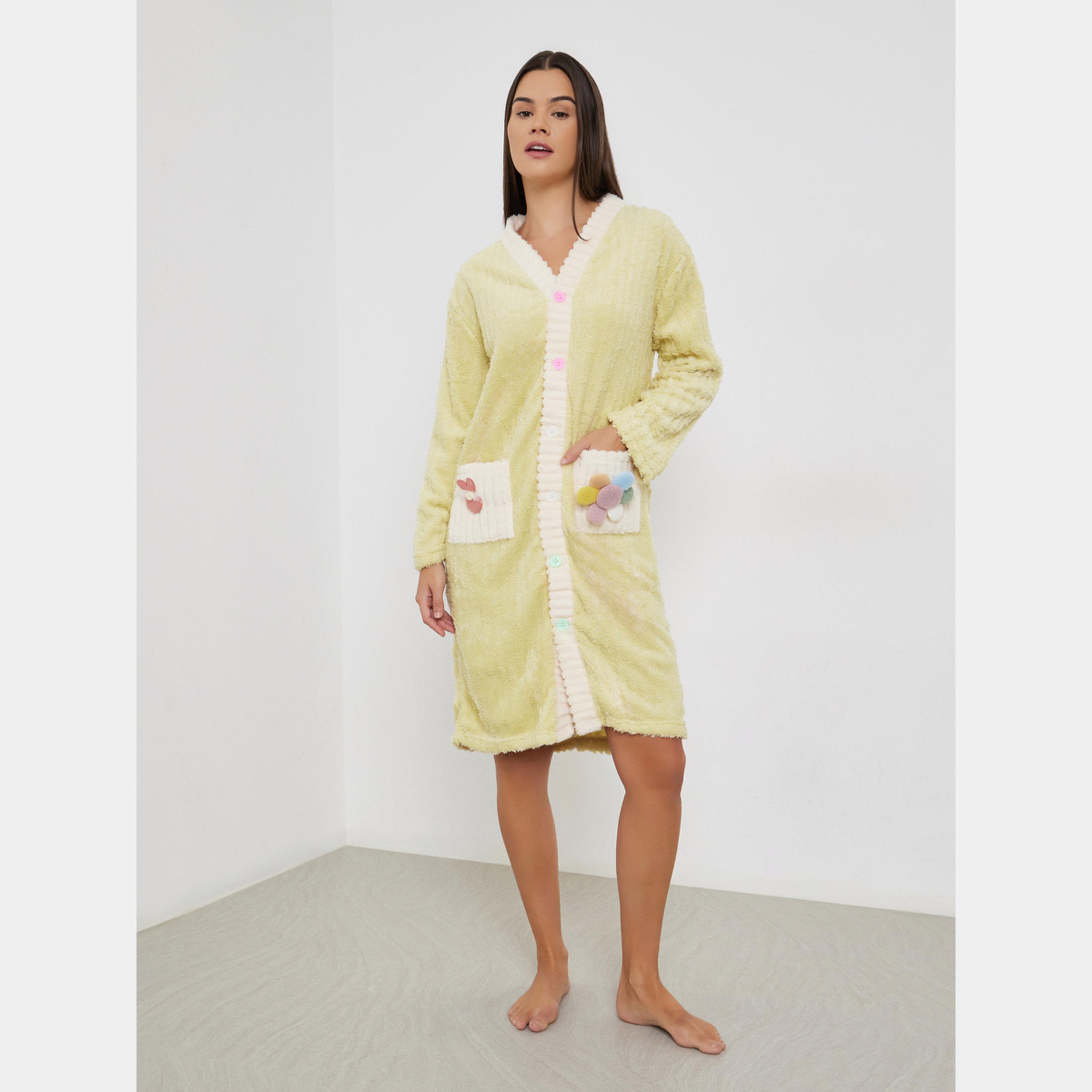 ستايلي - روب كارديجان صوف بأزرار مع جيوب وتفاصيل زهور ثلاثية الأبعاد-women-clothing-nightwear-robes-image-2