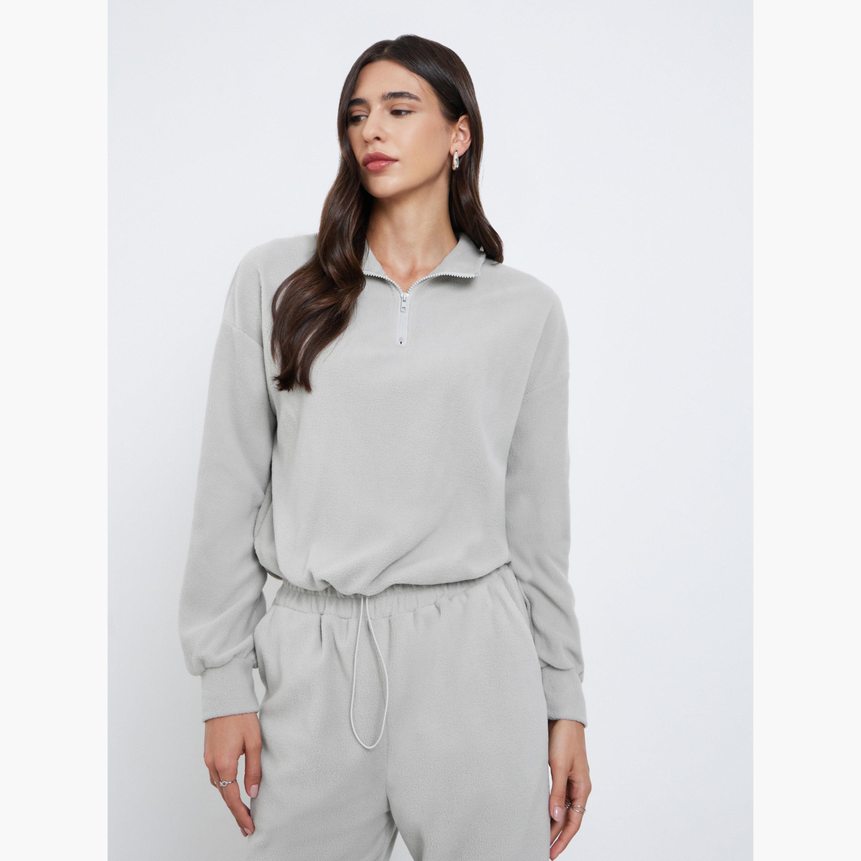 Styli Women Grey Regular Fit Sweatshirt and Joggers Co-ords-women-clothing-coordsets-image-2