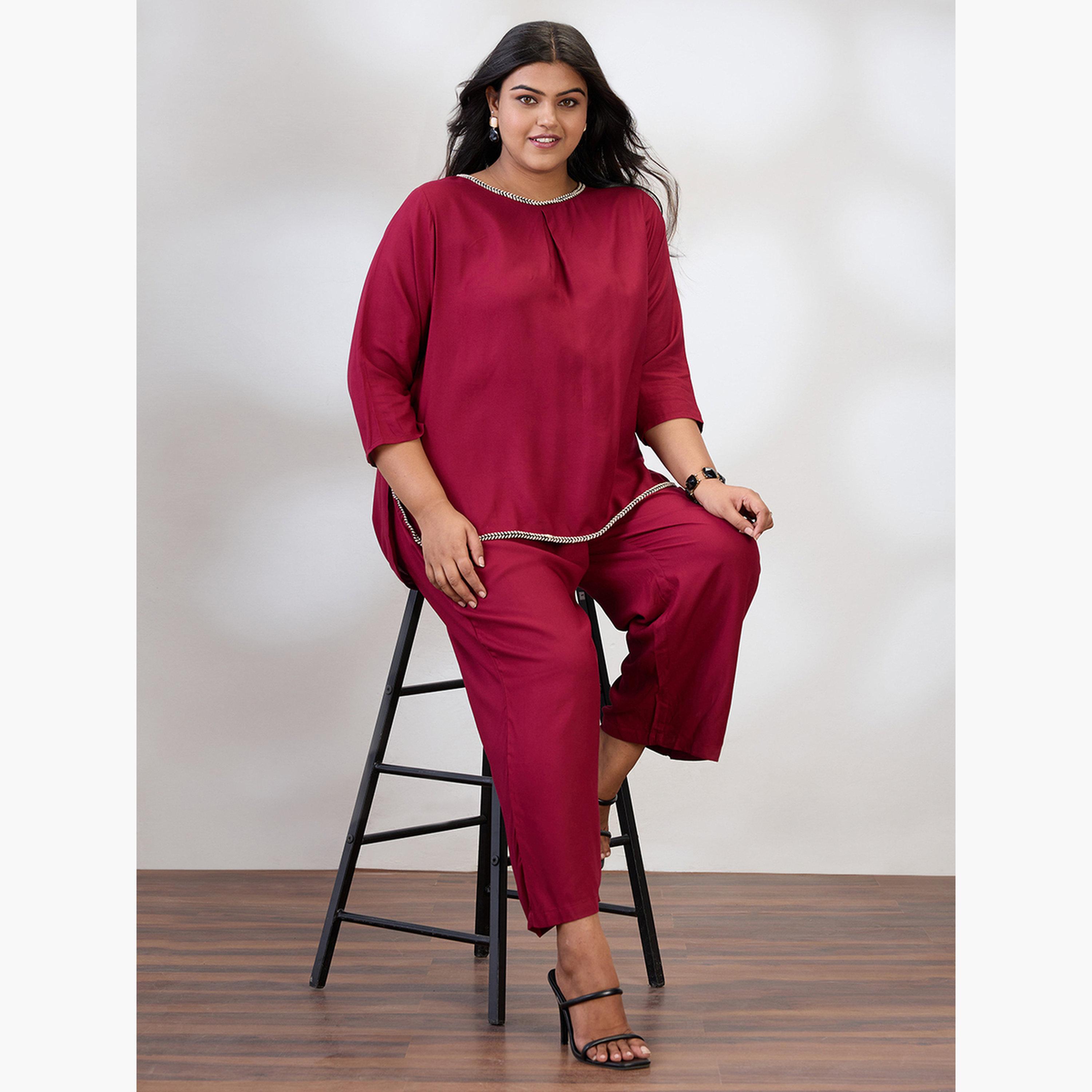 غلوبوس × ستايلي - طقم ملابس نسائية بمقاسات كبيرة من بلوزة وبنطال كستنائي اللون-women-clothing-coordsets-image-2