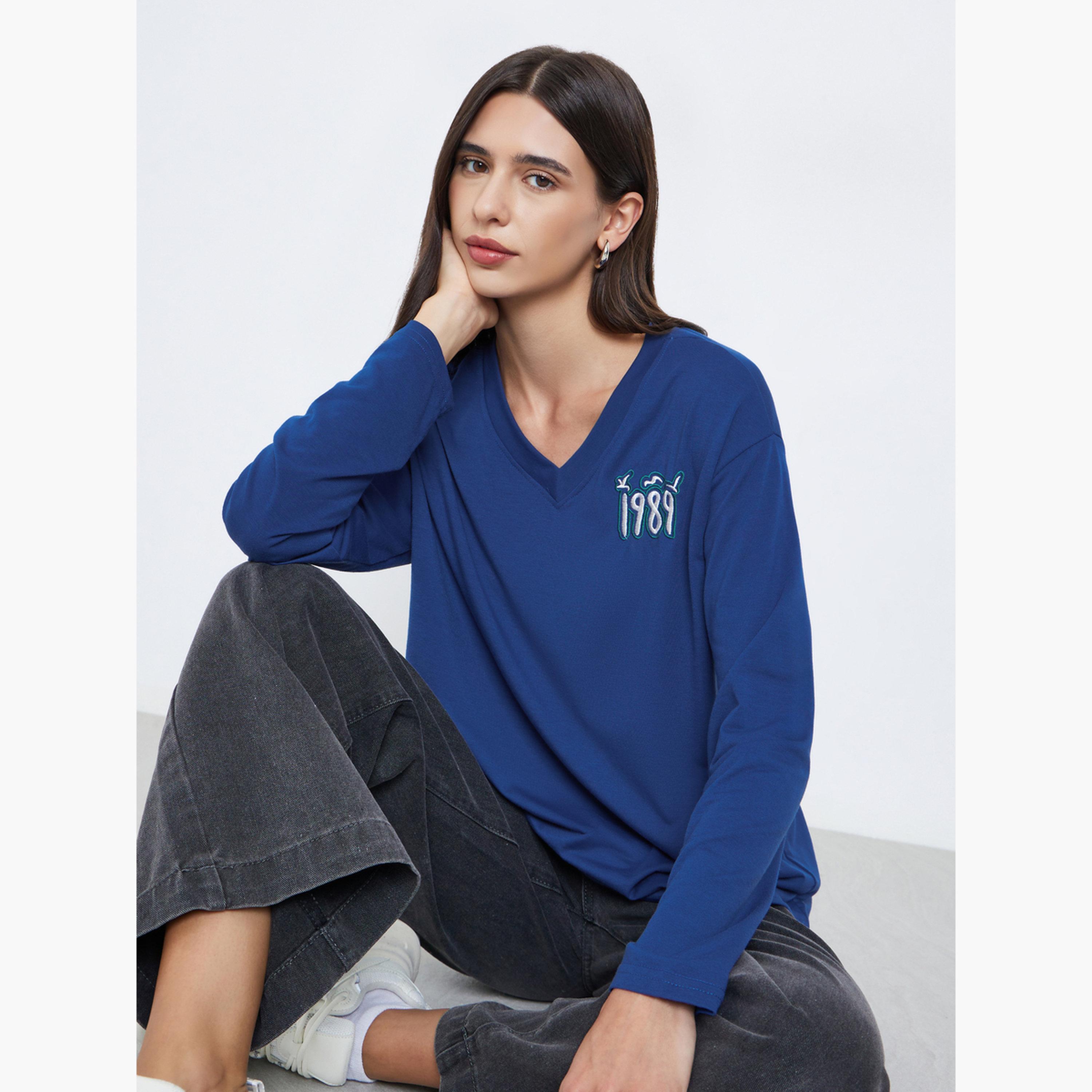 Styli Embroidered V Neck Regular Fit T-Shirt-women-clothing-tshirts-image-1