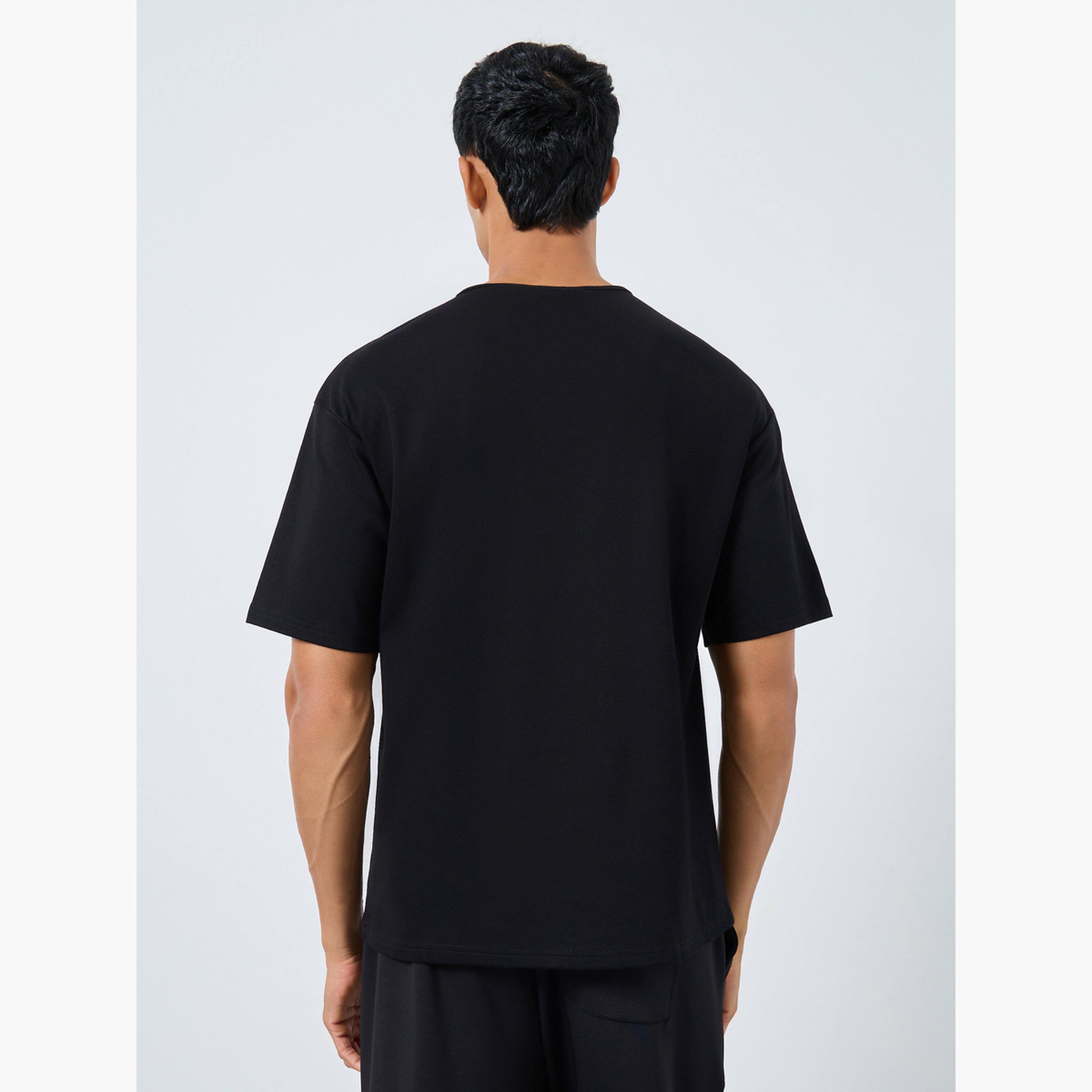 Styli Oversized Heavy Stretch Henley Neck T-Shirt-men-clothing-tshirtsandpolos-tshirts-image-3