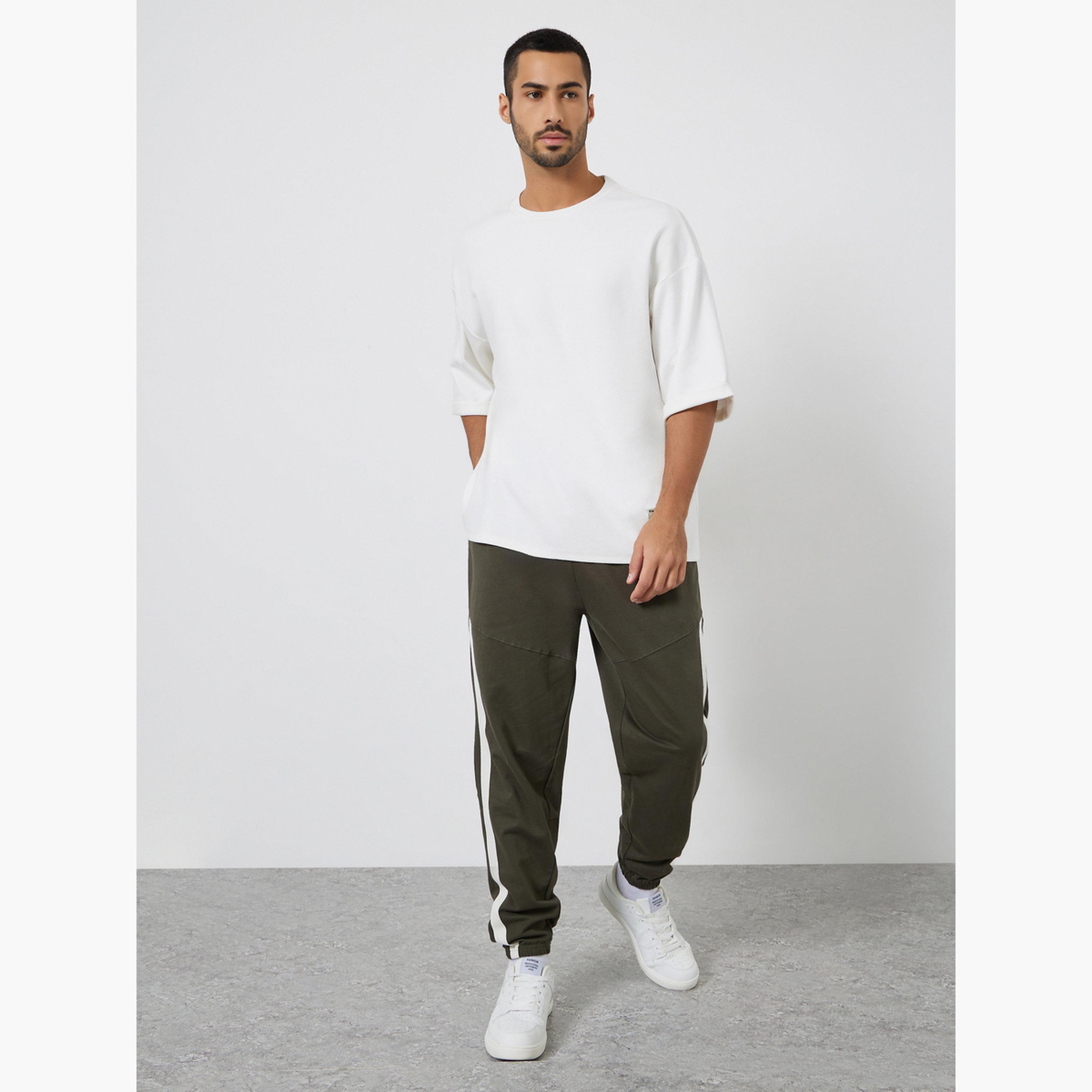 Styli Men Boxy Heavy Jersey Stretch Interlock T-Shirt-men-clothing-tshirtsandpolos-tshirts-image-2