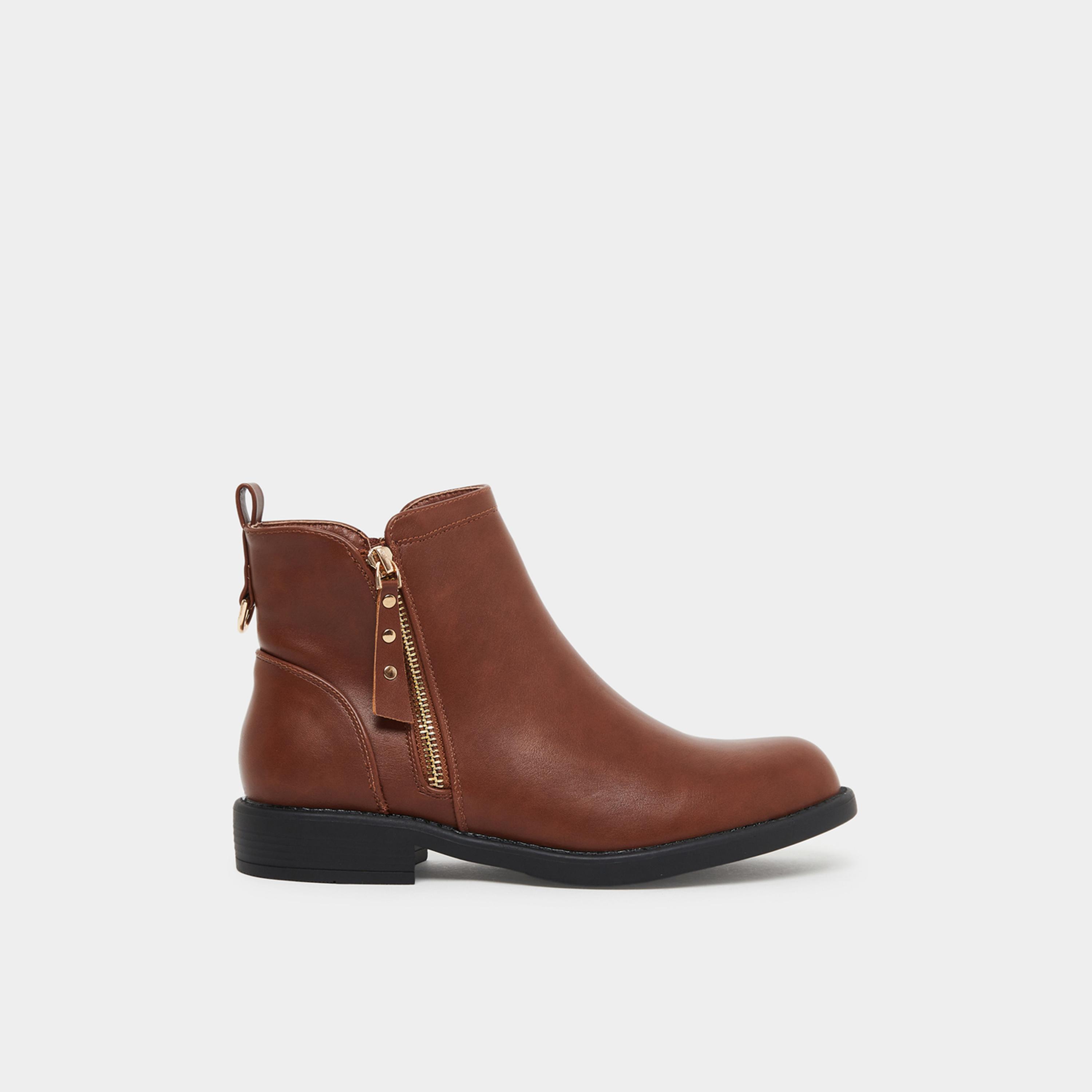 ستايلي - حذاء نسائي لون بني بسحاب حتى الكاحل-women-shoes-boots-image-2