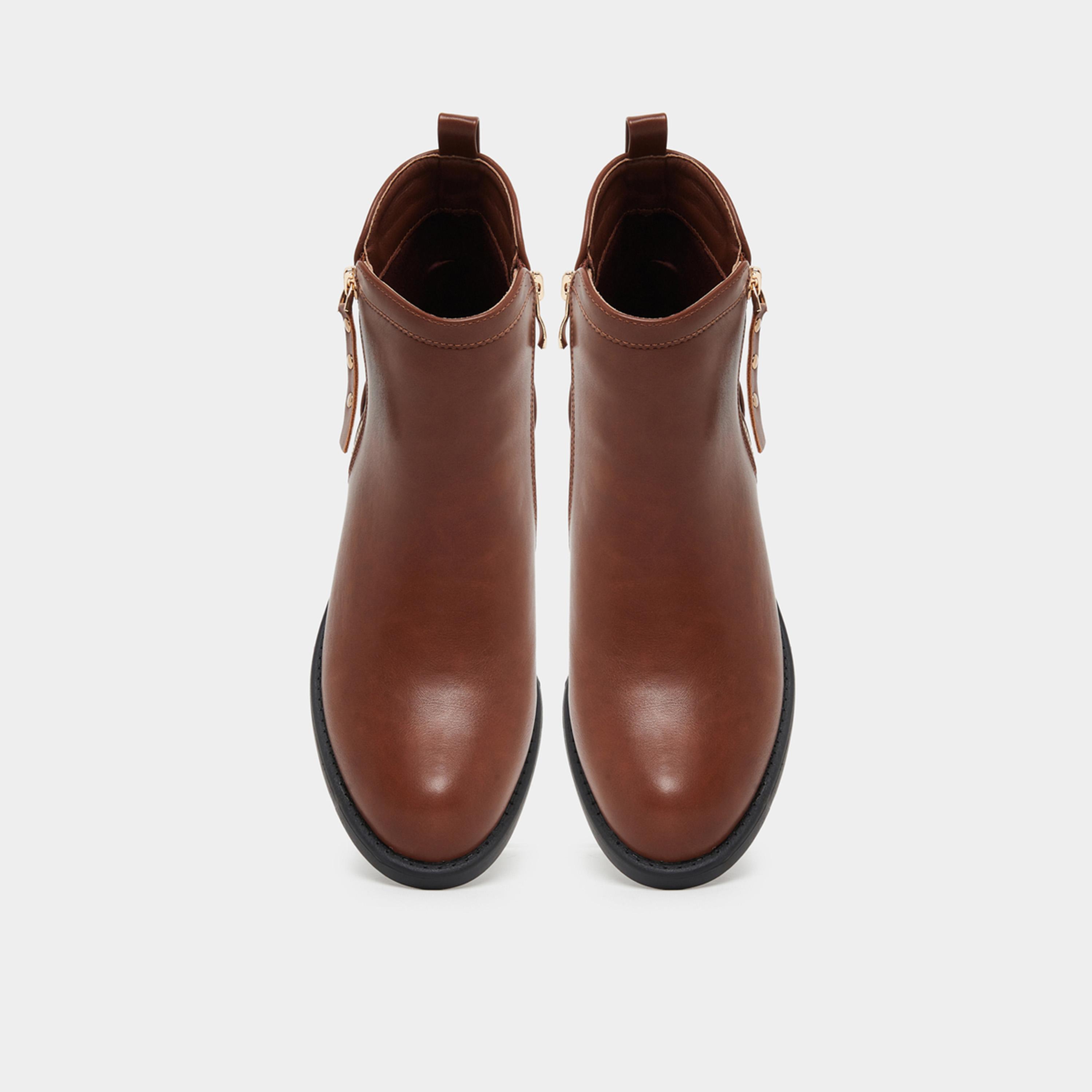 ستايلي - حذاء نسائي لون بني بسحاب حتى الكاحل-women-shoes-boots-image-3