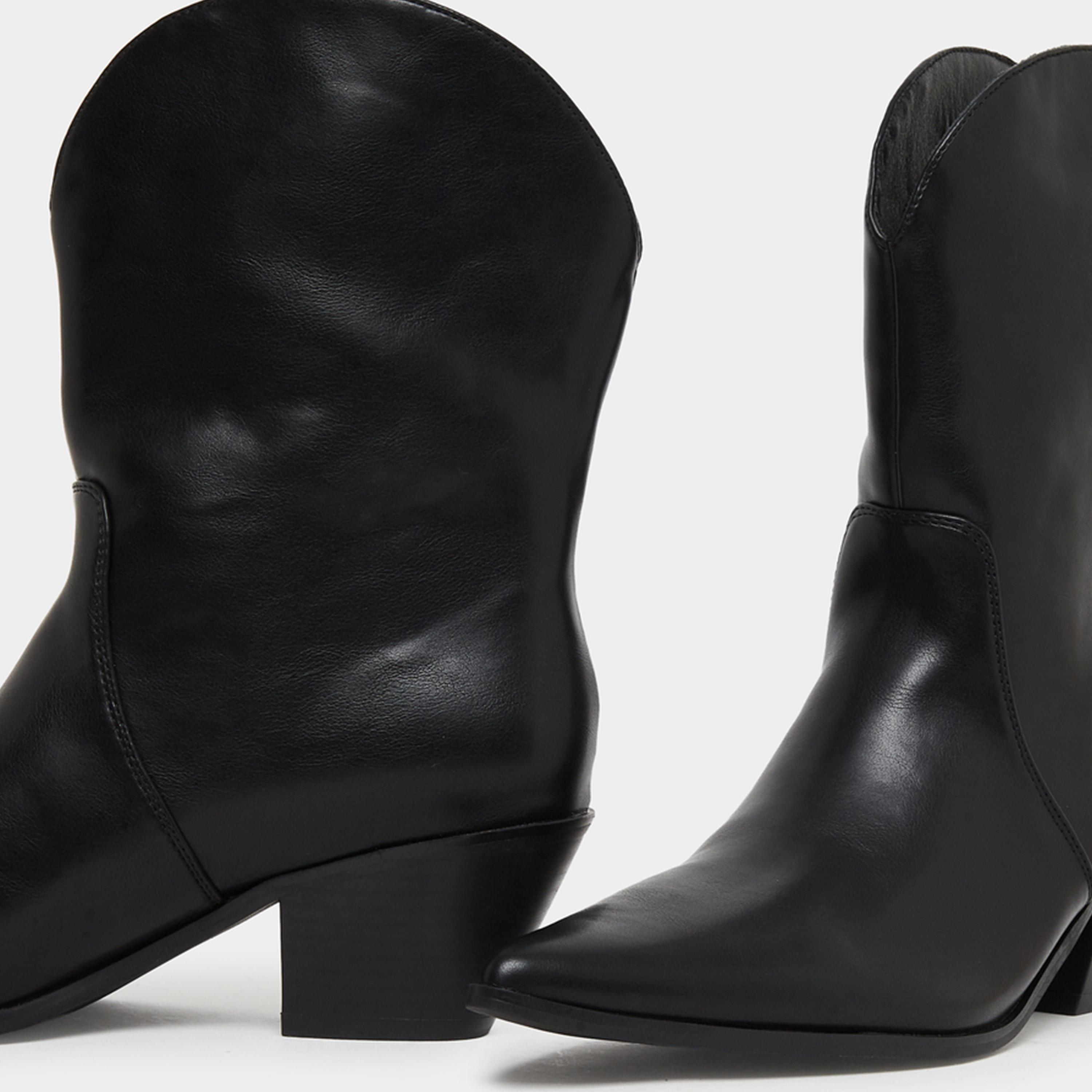 ستايلي - حذاء بطول الكاحل تصميم غربي أسود-women-shoes-boots-image-4
