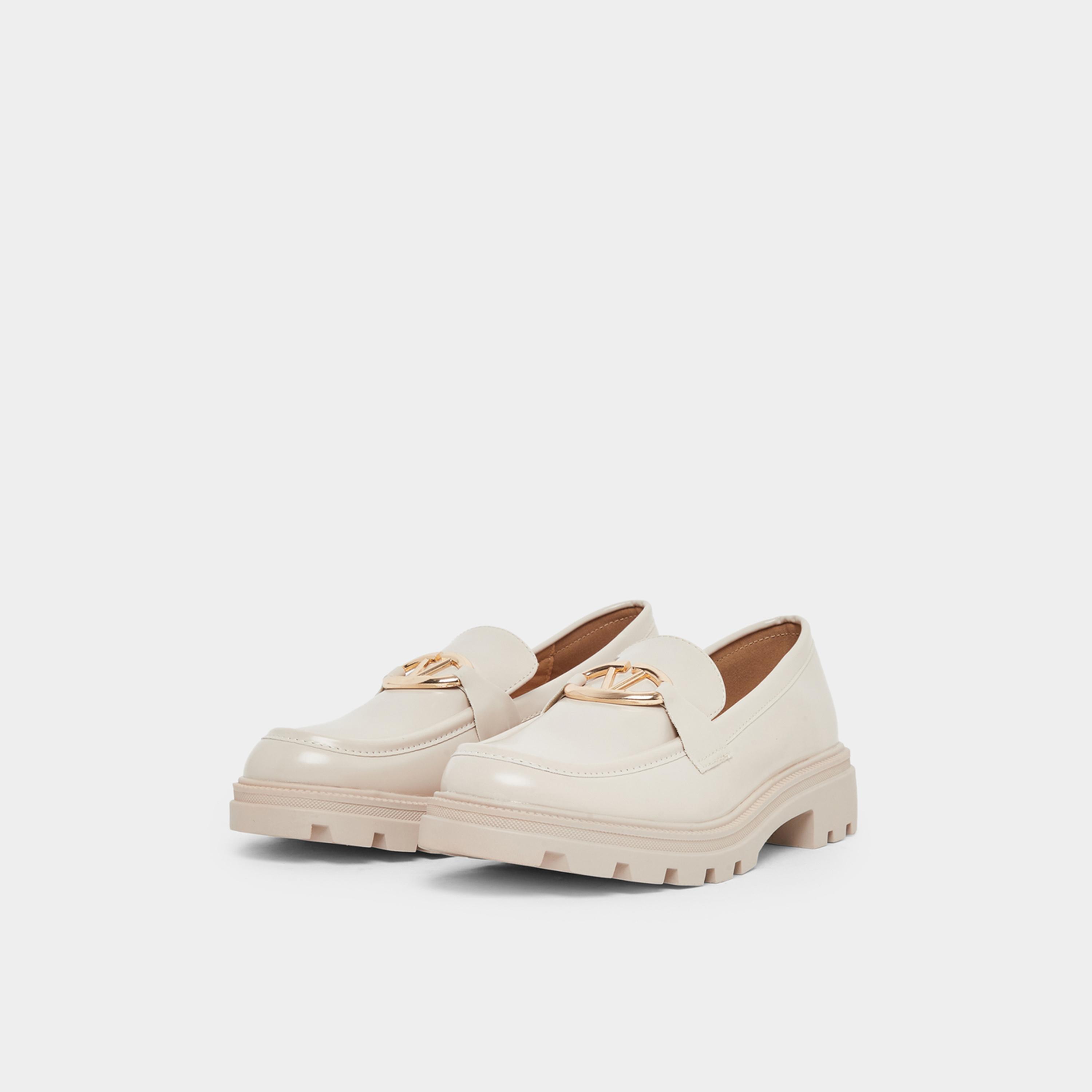 ستايلي - حذاء رياضي نسائي من الجلد اللامع لون بيج-women-shoes-flats-loafers-image-1