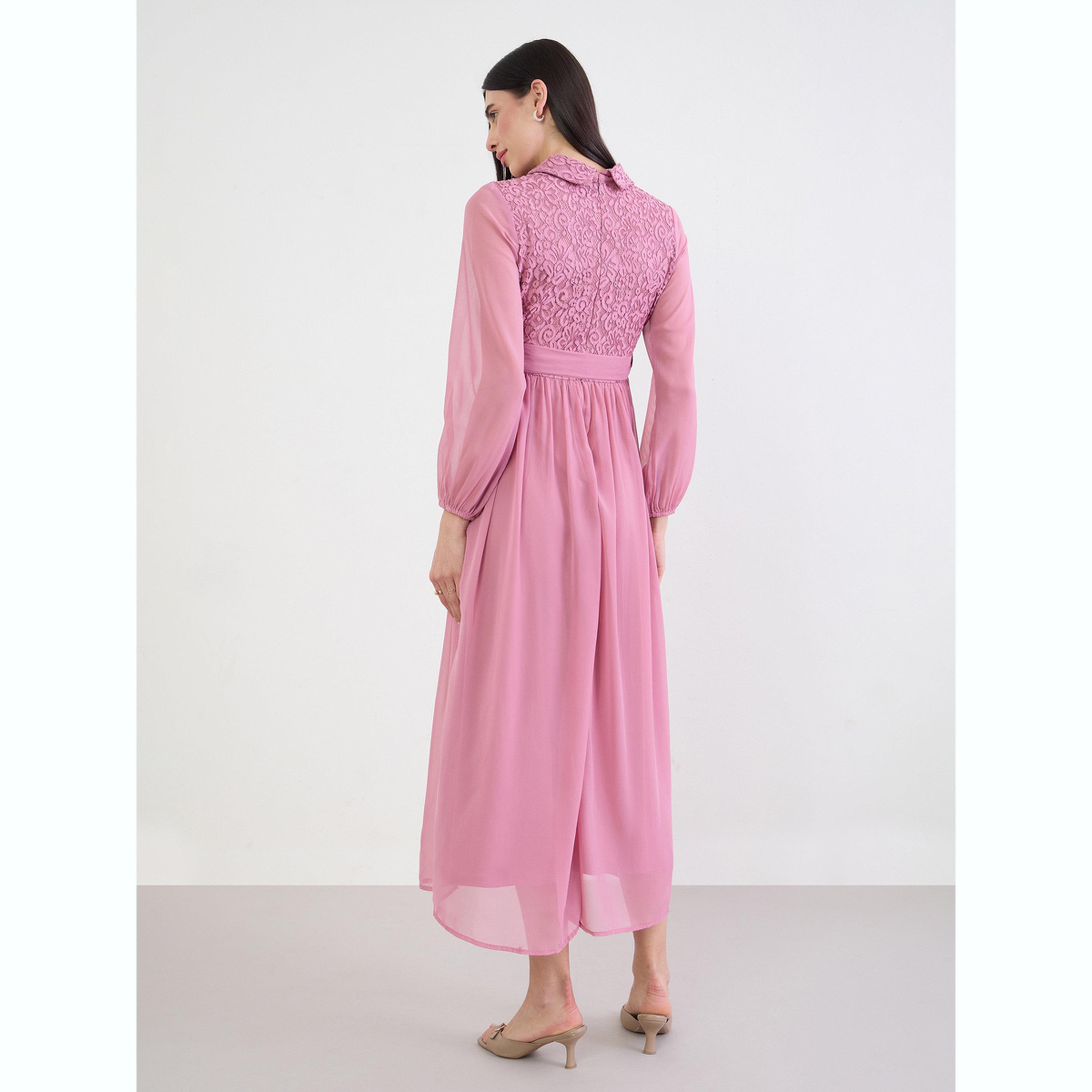 فستان طويل بحزام وتفاصيل دانتيل عند الصدر-women-clothing-dresses-image-5