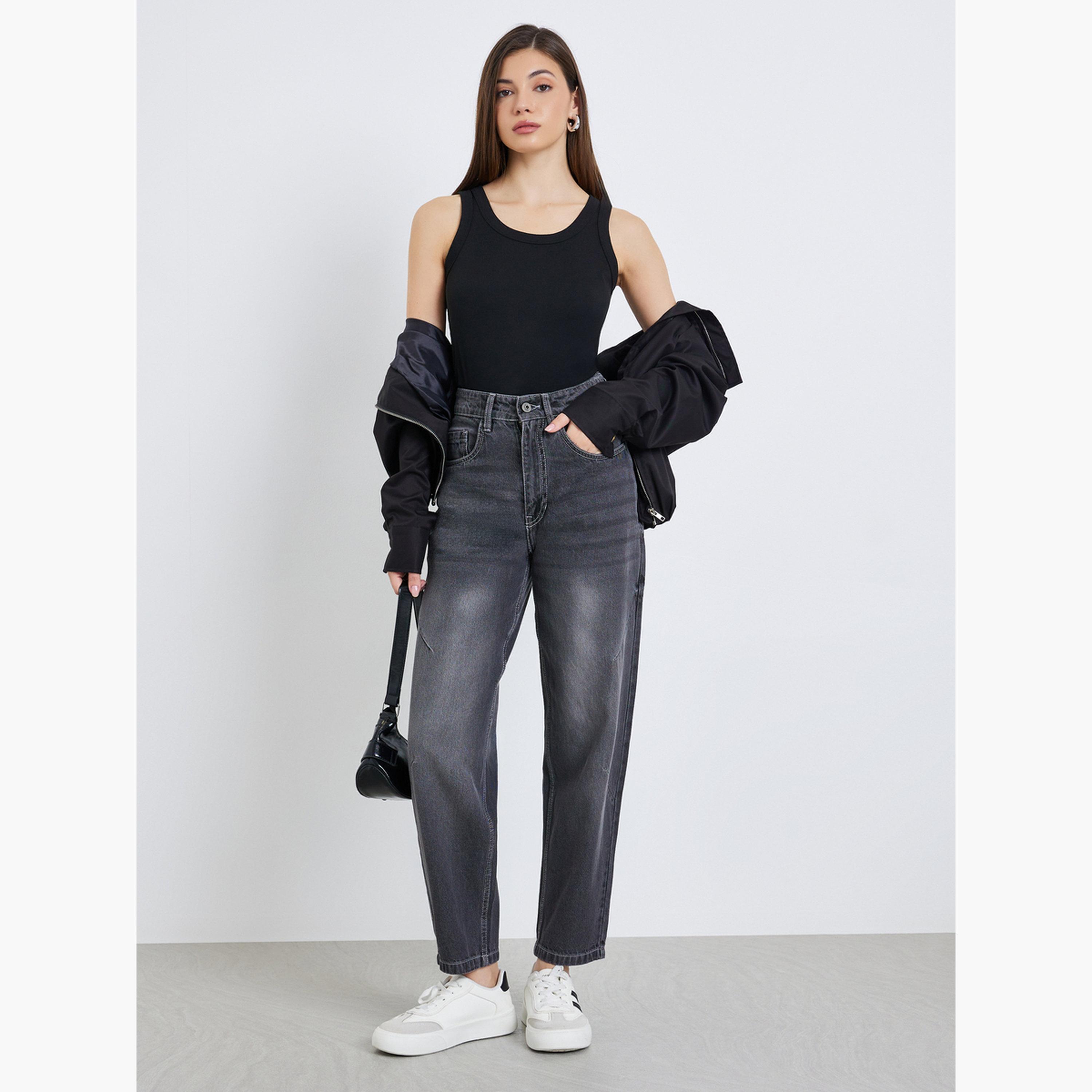 جينز بخصر عالي وبقصة واسعة-women-clothing-bottoms-jeans-image-2