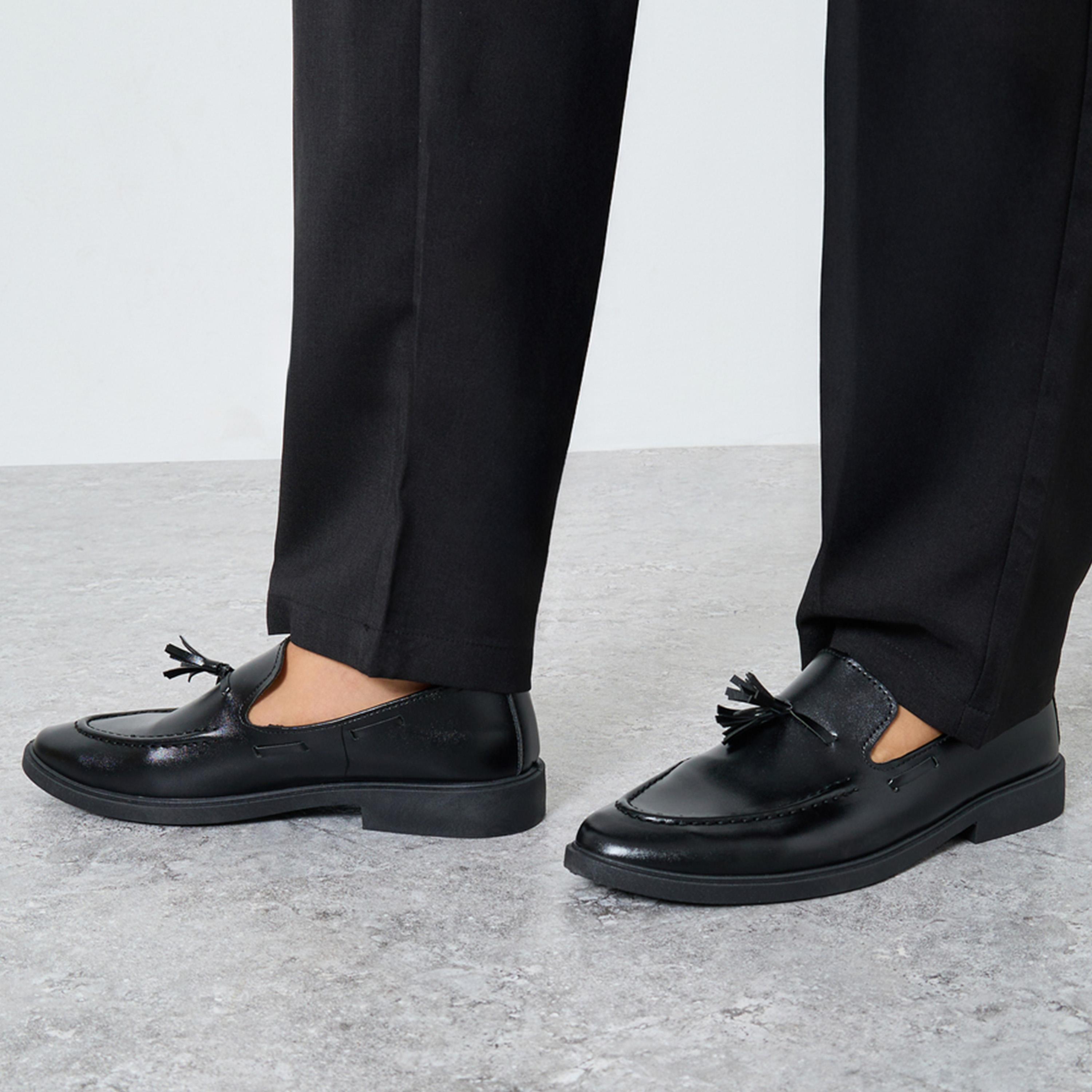 Styli Men Classic Faux Leather Tassel Loafers-men-shoes-formalshoes-image-2
