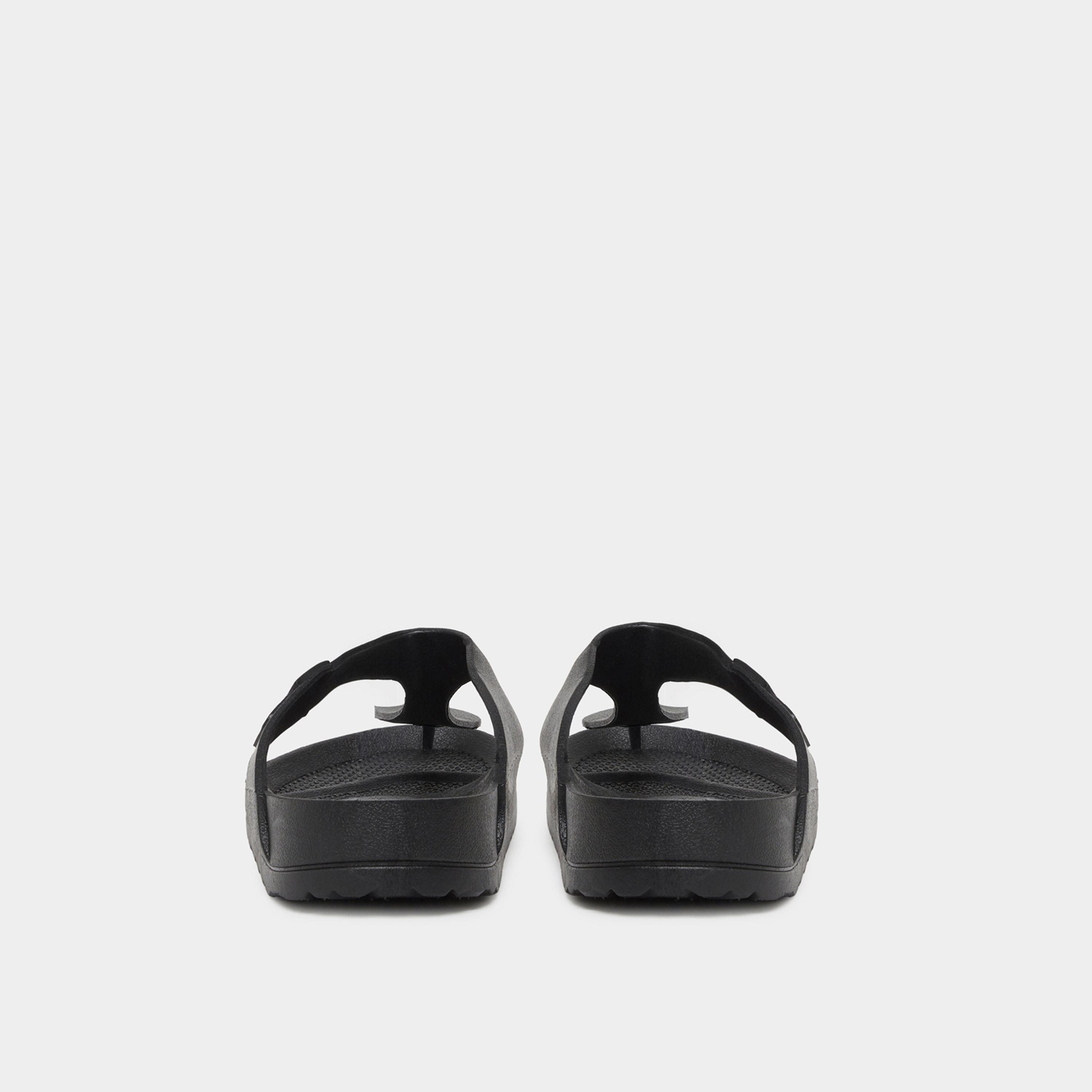 ستايلي - صندل رجالي بمقبض أصابع القدم مع تفاصيل مشبك-men-shoes-flipflopsandslides-image-4