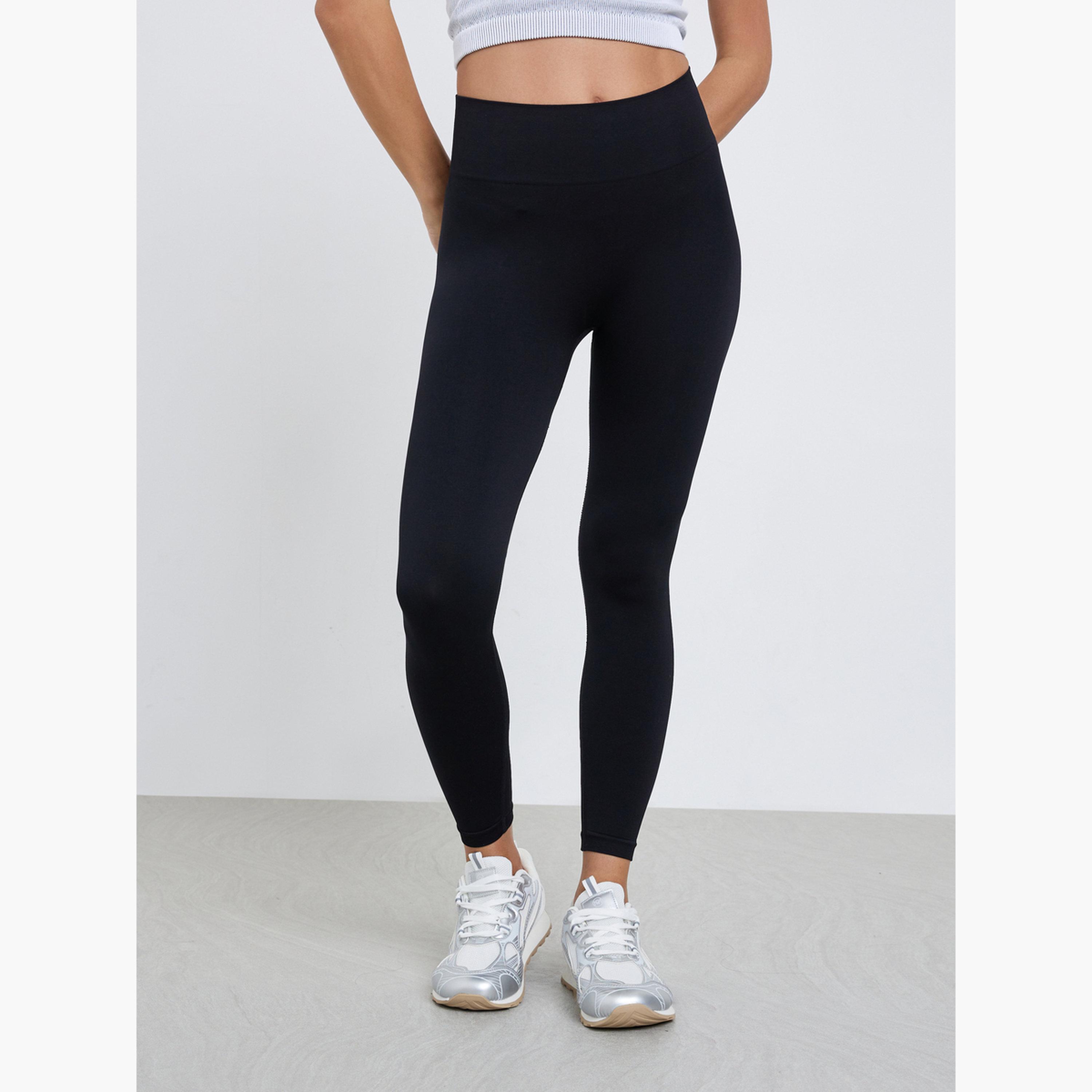 Styli Contrast Edge Ribbed Crop Top and Leggings Set-women-clothing-sportswearandactivewear-trackpantsandtracksuits-image-6