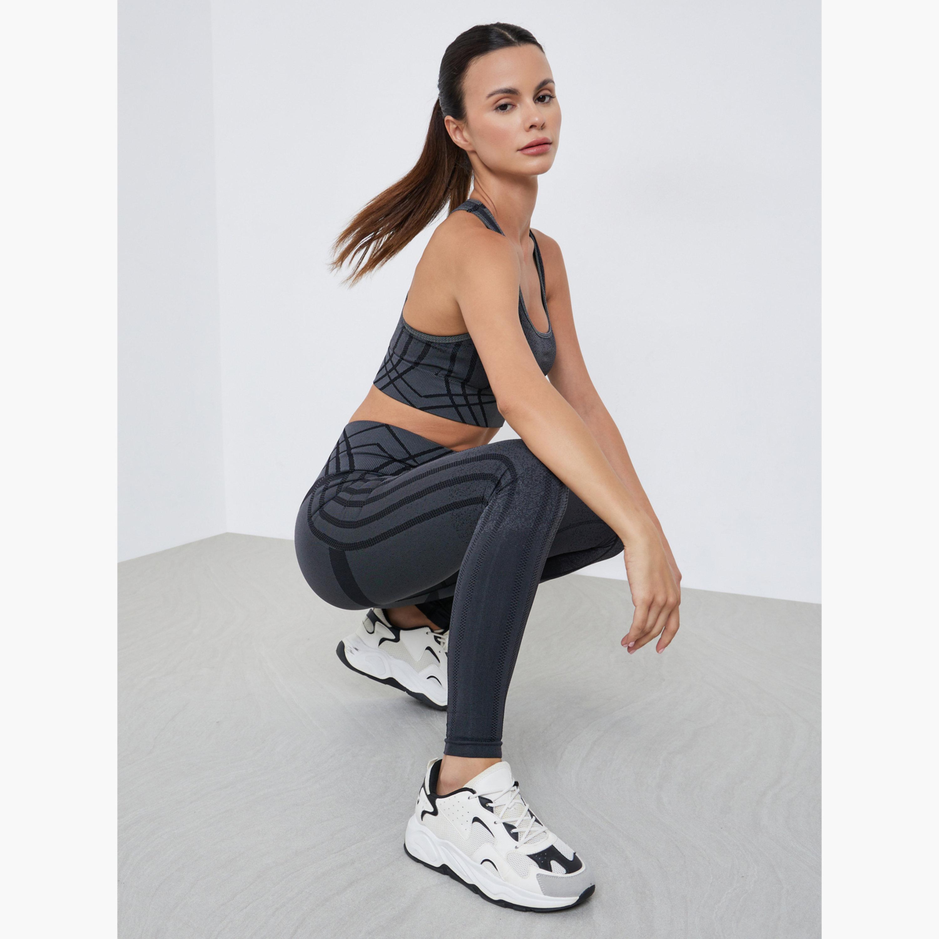 Styli Tonal Jacquard Racerback Sports Bra and Broad Waist Leggings Set-women-clothing-sportswearandactivewear-trackpantsandtracksuits-image-3