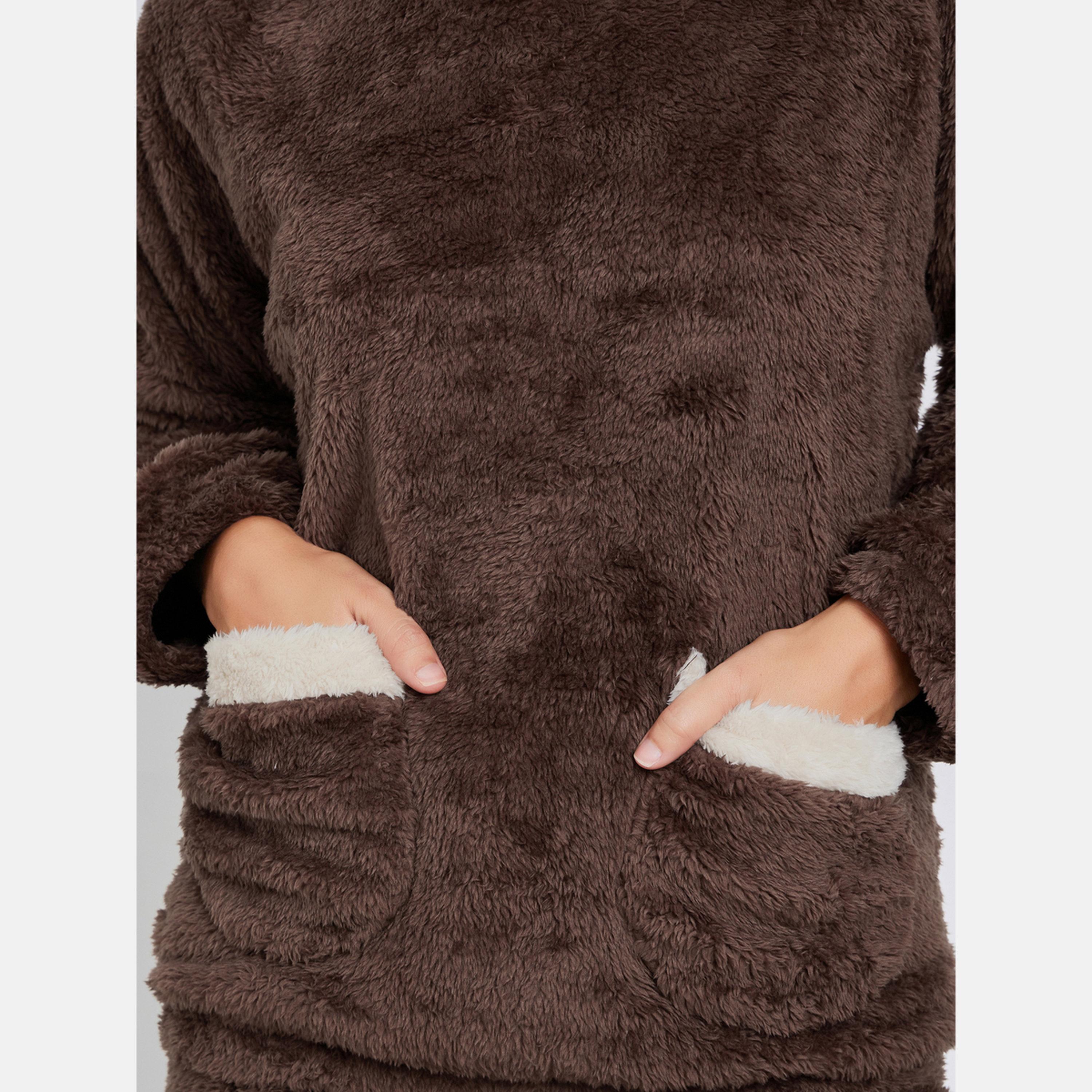 ستايلي - بيجاما قميص بغطاء رأس وجيب بلون متباين بطبعة آذان الدب-women-clothing-nightwear-pyjamas-longsets-image-4