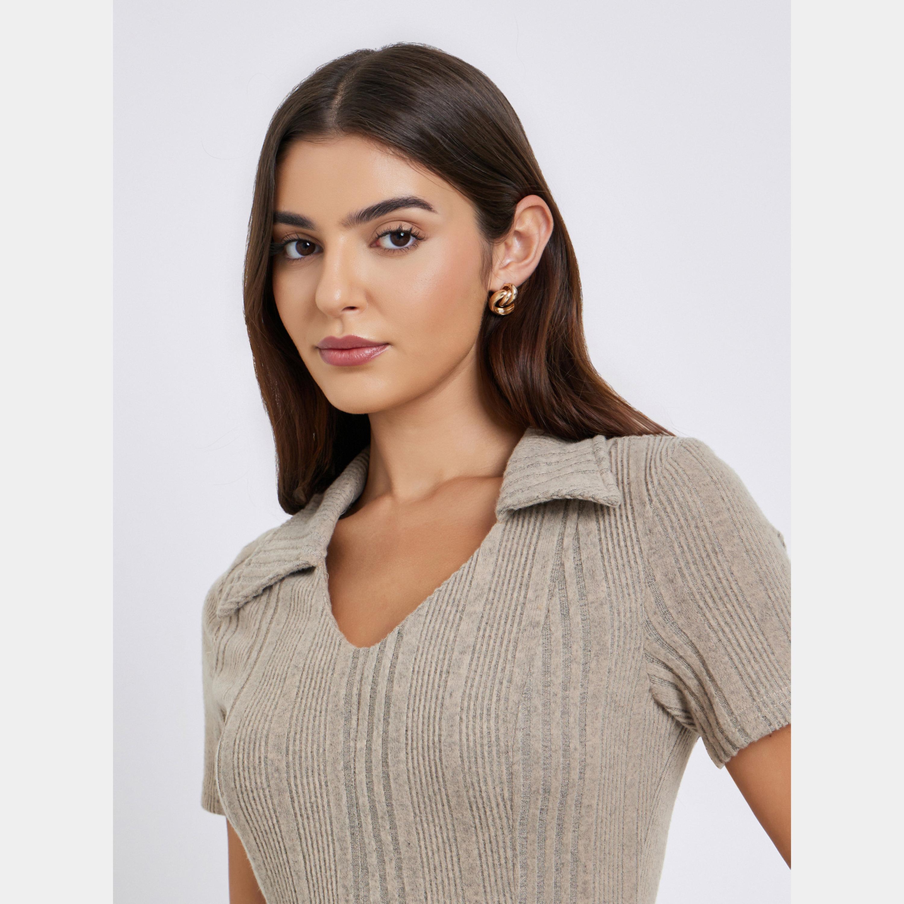 ستايلي - فستان نسائي متوسط ​​الطول بأكمام قصيرة وياقة مفتوحة لون بيج-women-clothing-dresses-image-3