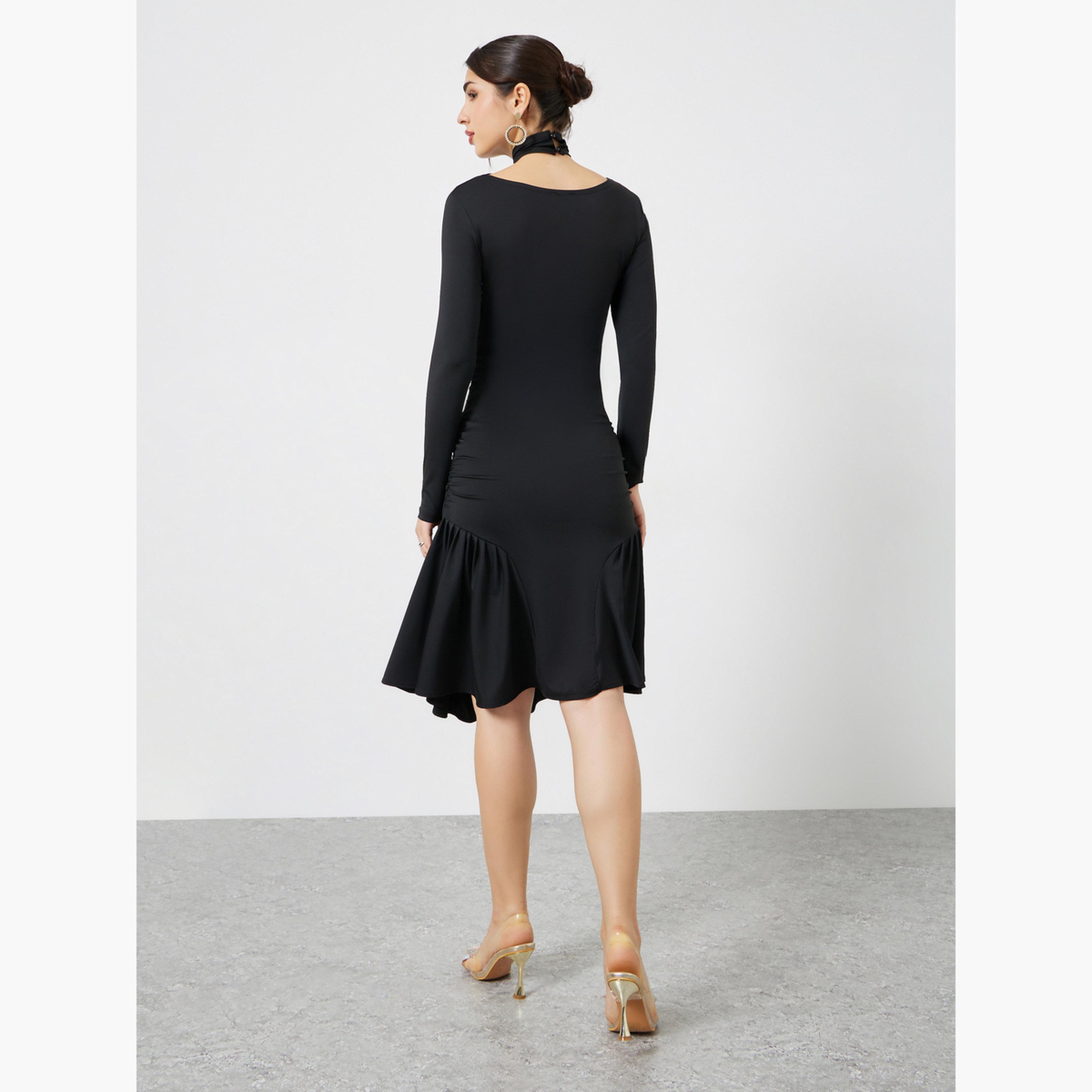 ستايلي - فستان بطول الركبة أسود مع فتحة على الكتف-women-clothing-dresses-image-3
