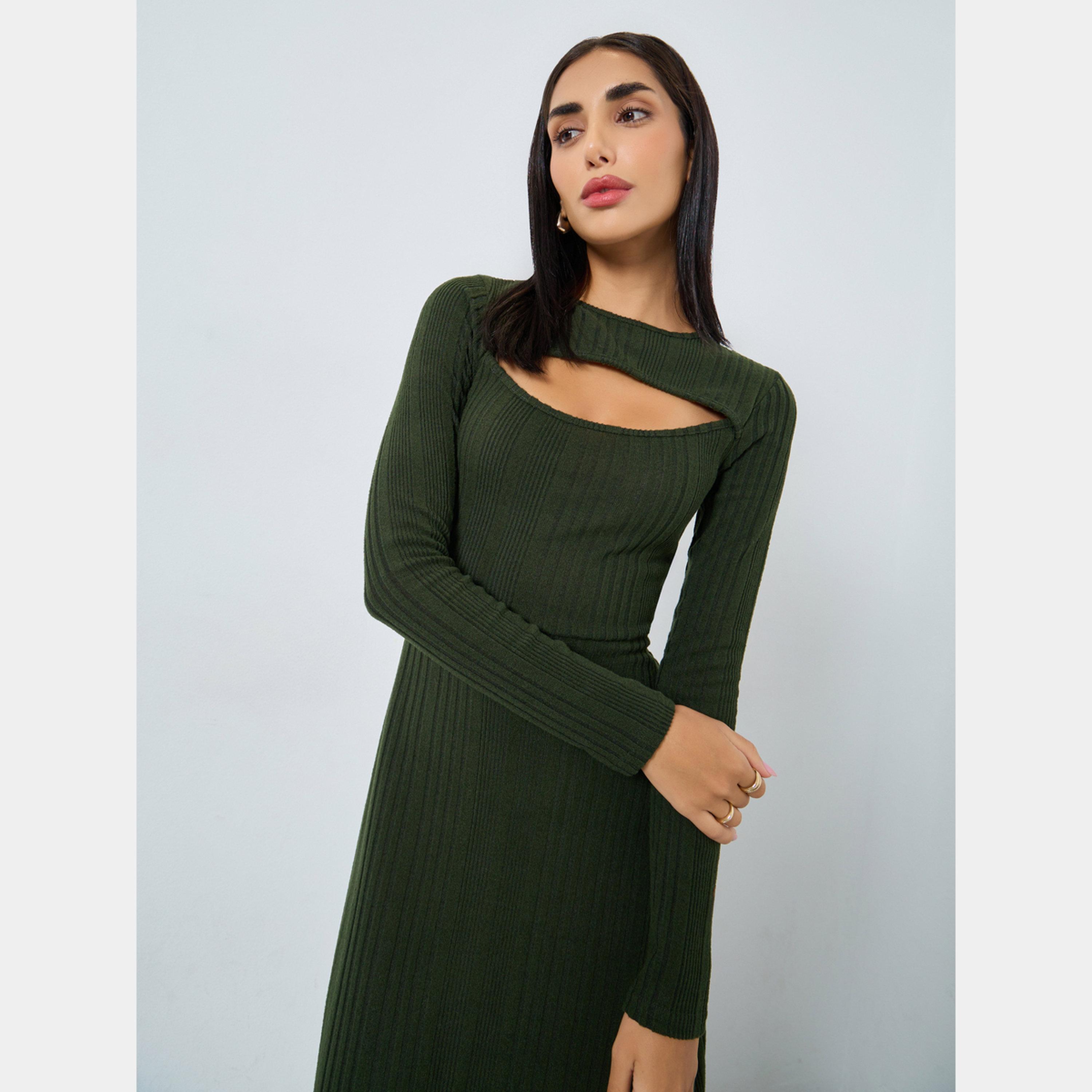 Styli Olive Ribbed Keyhole Cutout Detail Long Sleeves Women's A-line Midi Dress-women-clothing-dresses-image-2