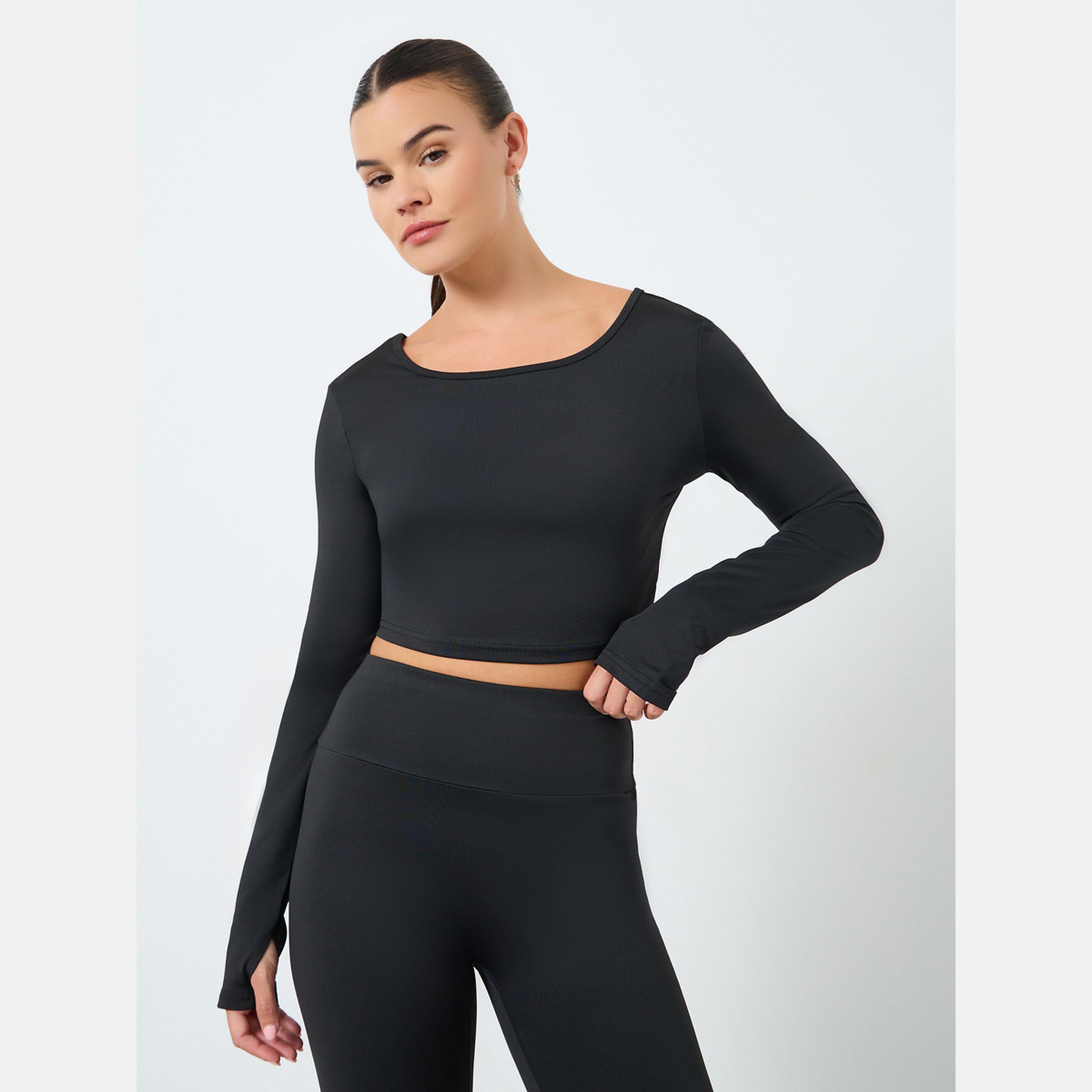 ستايلي - طقم بلوزة قصيرة مع ليقنز/ فيزون بفتحة خلفية-women-clothing-sportswearandactivewear-trackpantsandtracksuits-image-2