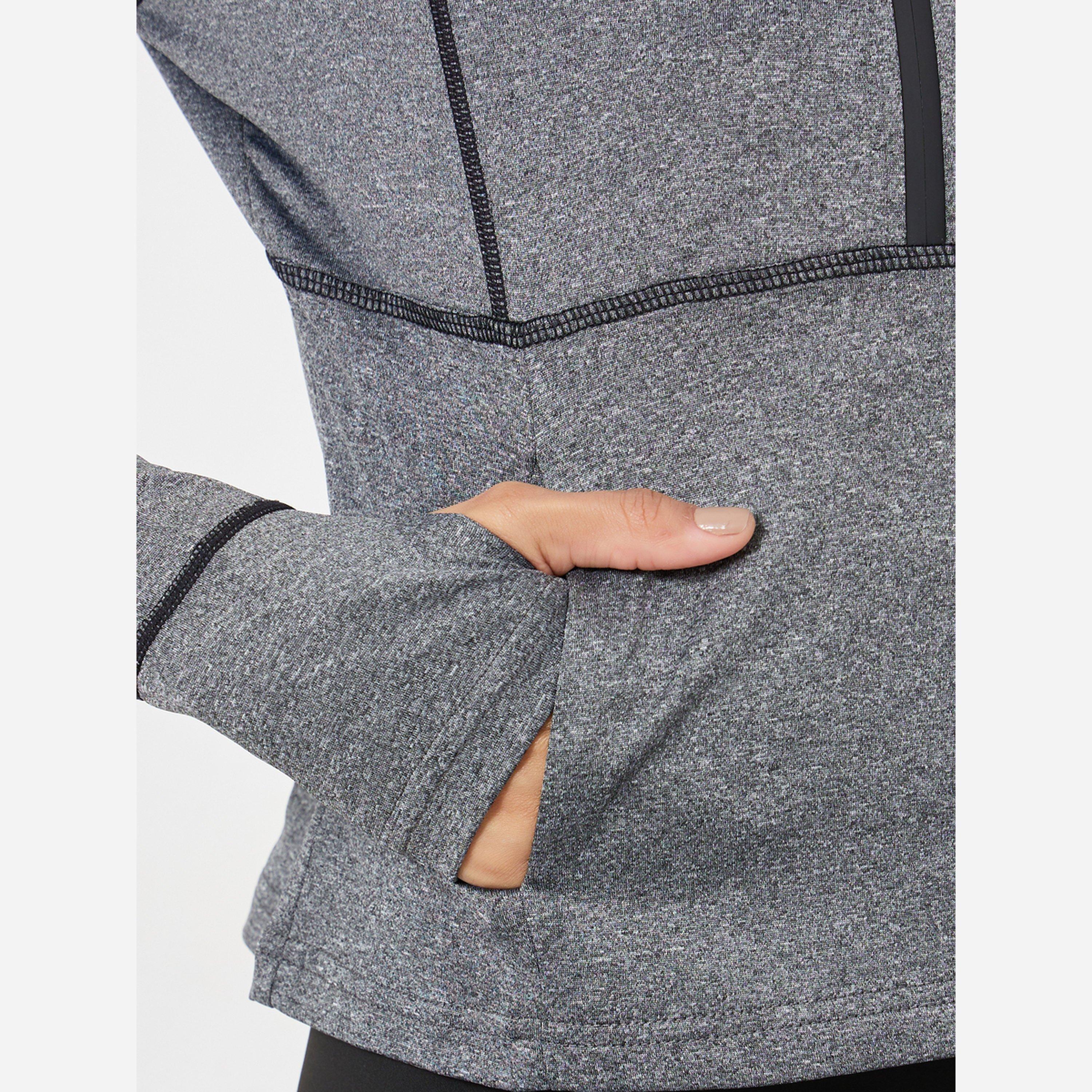 Styli Reflective Dot and Pocket Detail Contrast Stitch Top-women-clothing-sportswearandactivewear-tshirtsandvests-image-4