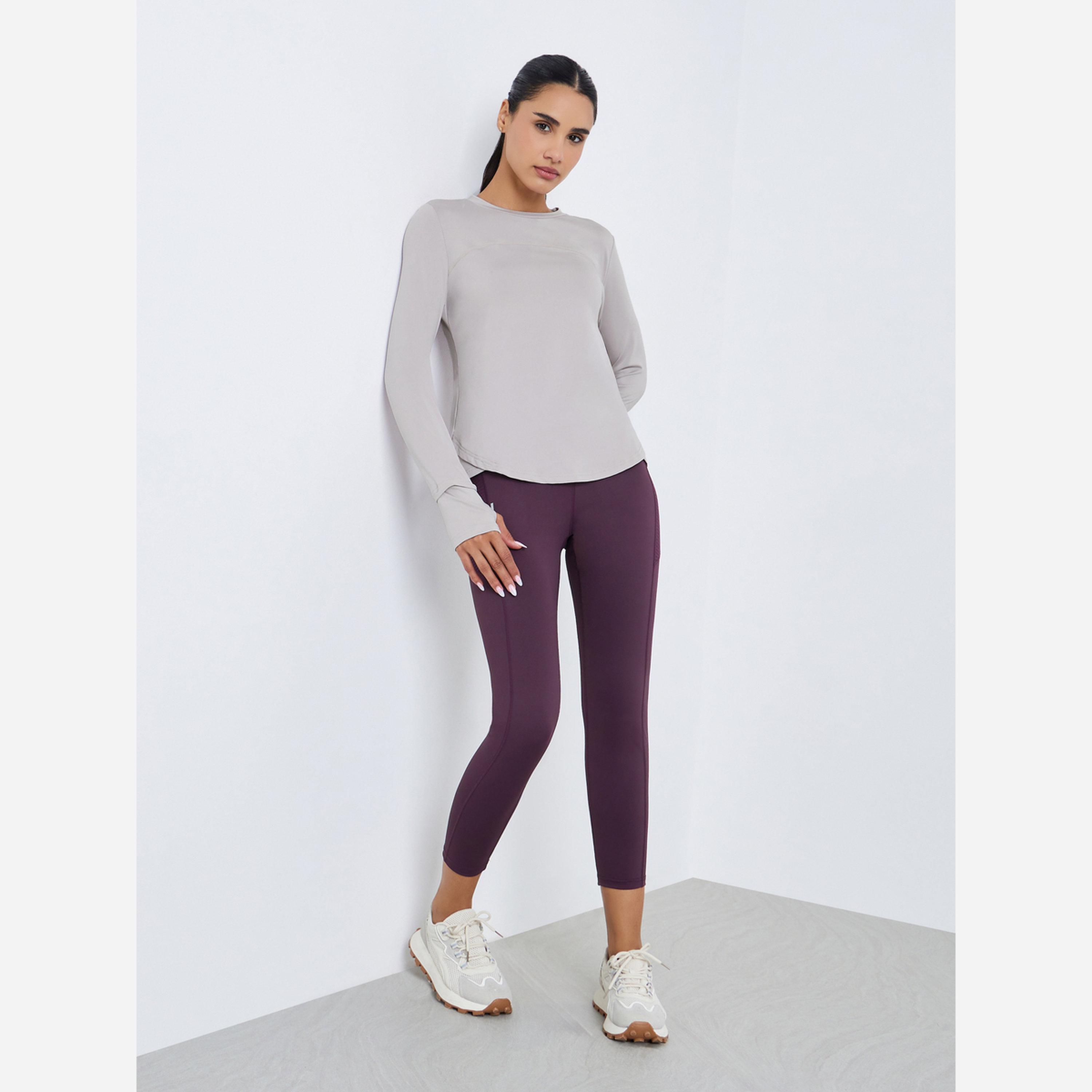 Styli Stitch Detail Overlay Side Effect Watch Peep Top-women-clothing-sportswearandactivewear-tshirtsandvests-image-2
