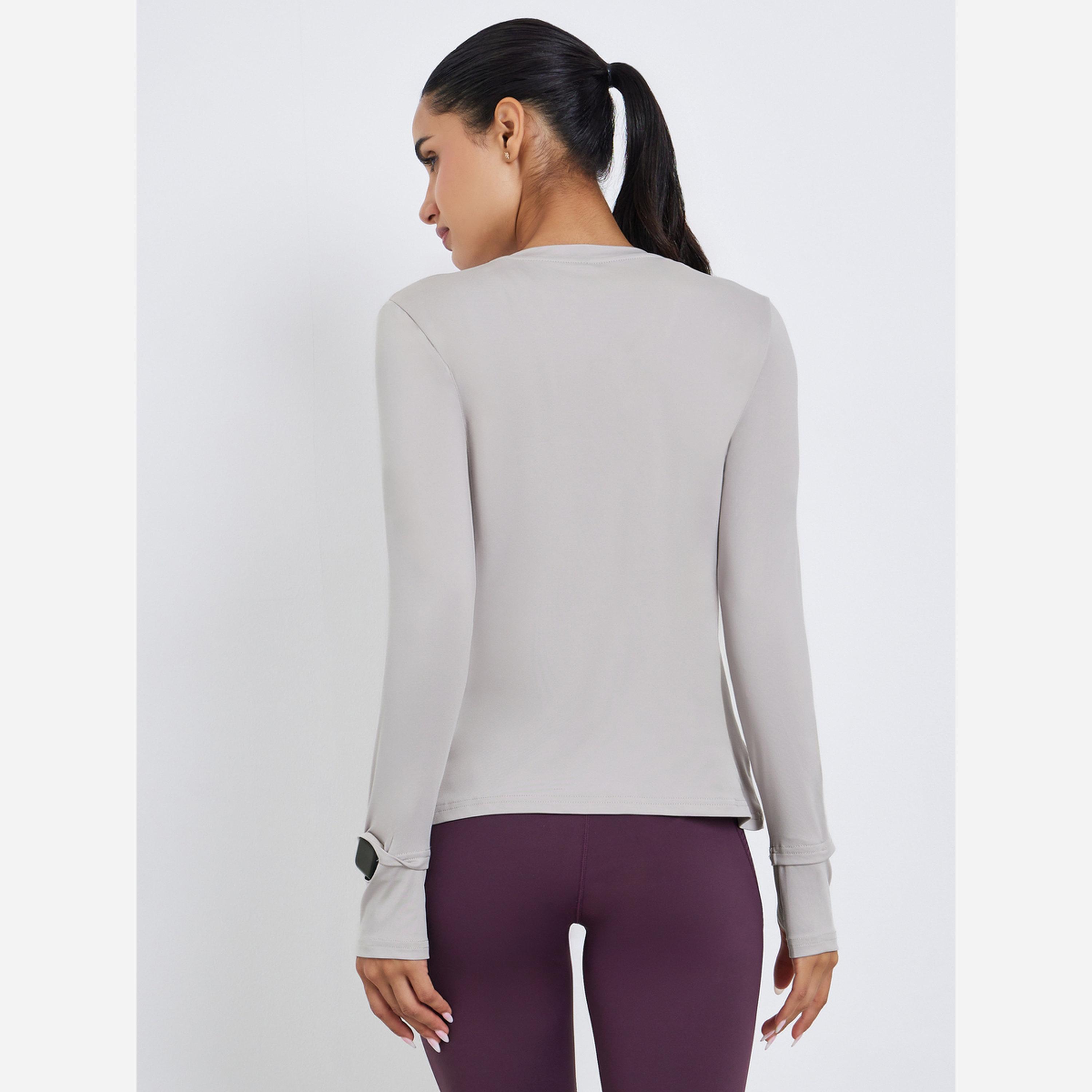 Styli Stitch Detail Overlay Side Effect Watch Peep Top-women-clothing-sportswearandactivewear-tshirtsandvests-image-5