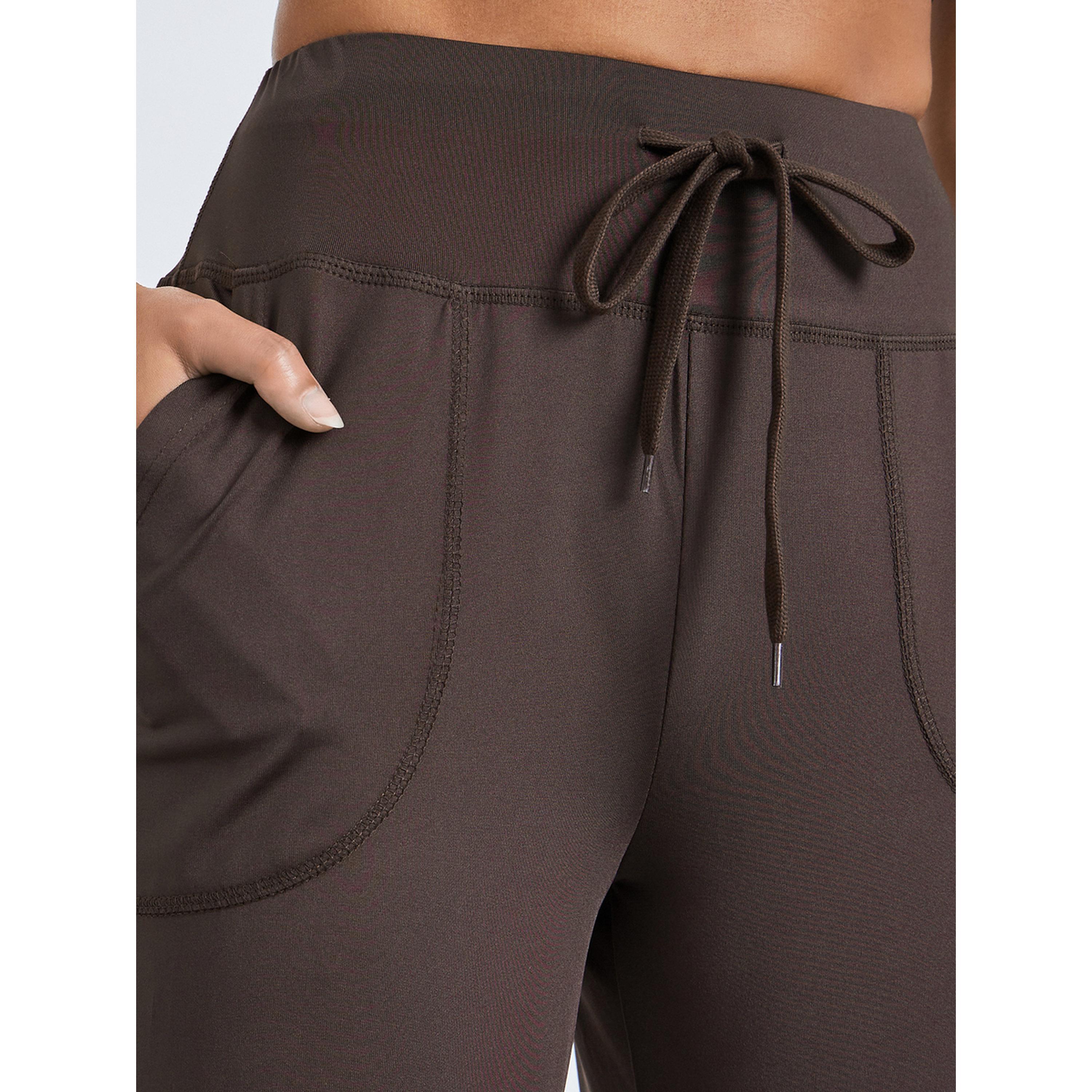 بنطال مستقيم مريح بتفاصيل جيوب وحزام خصر عريض-women-clothing-bottoms-joggers-image-3
