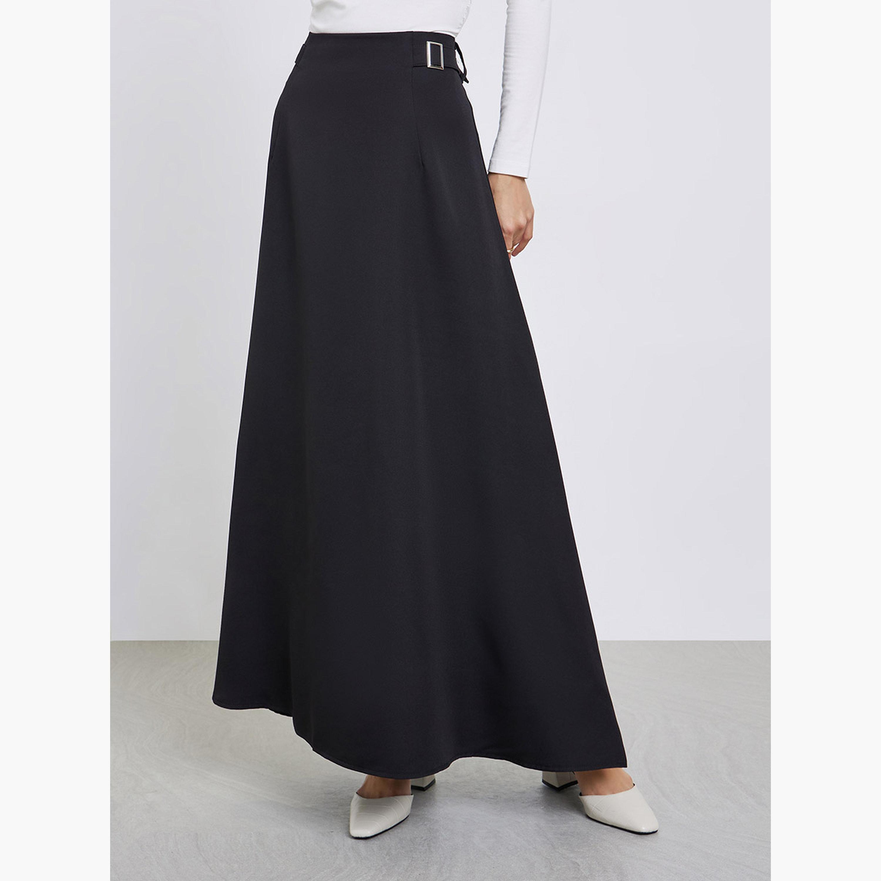 ستايلي - تنورة ماكسي سوداء تصميم A مع تفاصيل مشبك-women-clothing-bottoms-skirts-image-1
