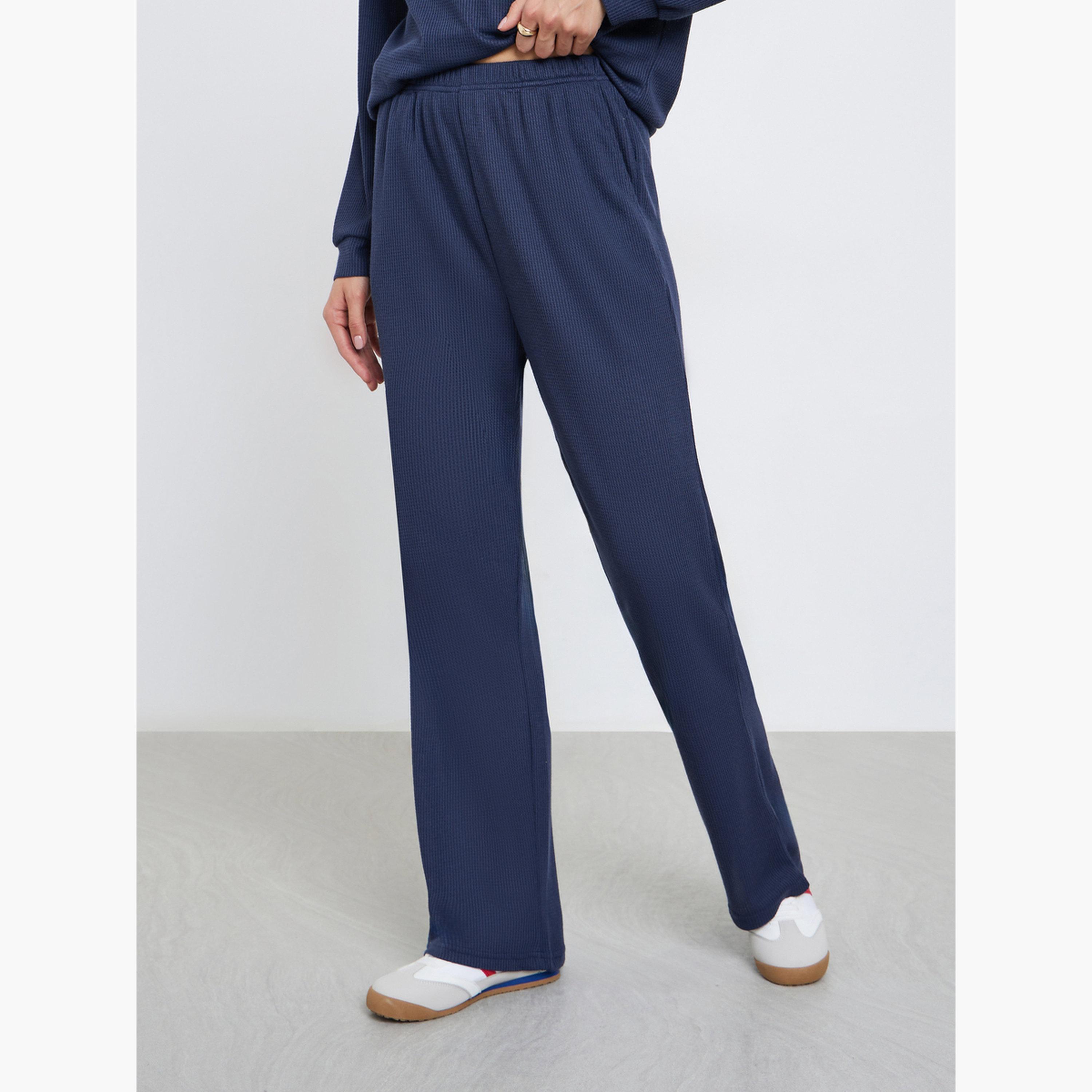ستايلي - سويت شيرت وبنطال رياضي من قماش الوافل لون أزرق داكن للنساء-women-clothing-coordsets-image-4