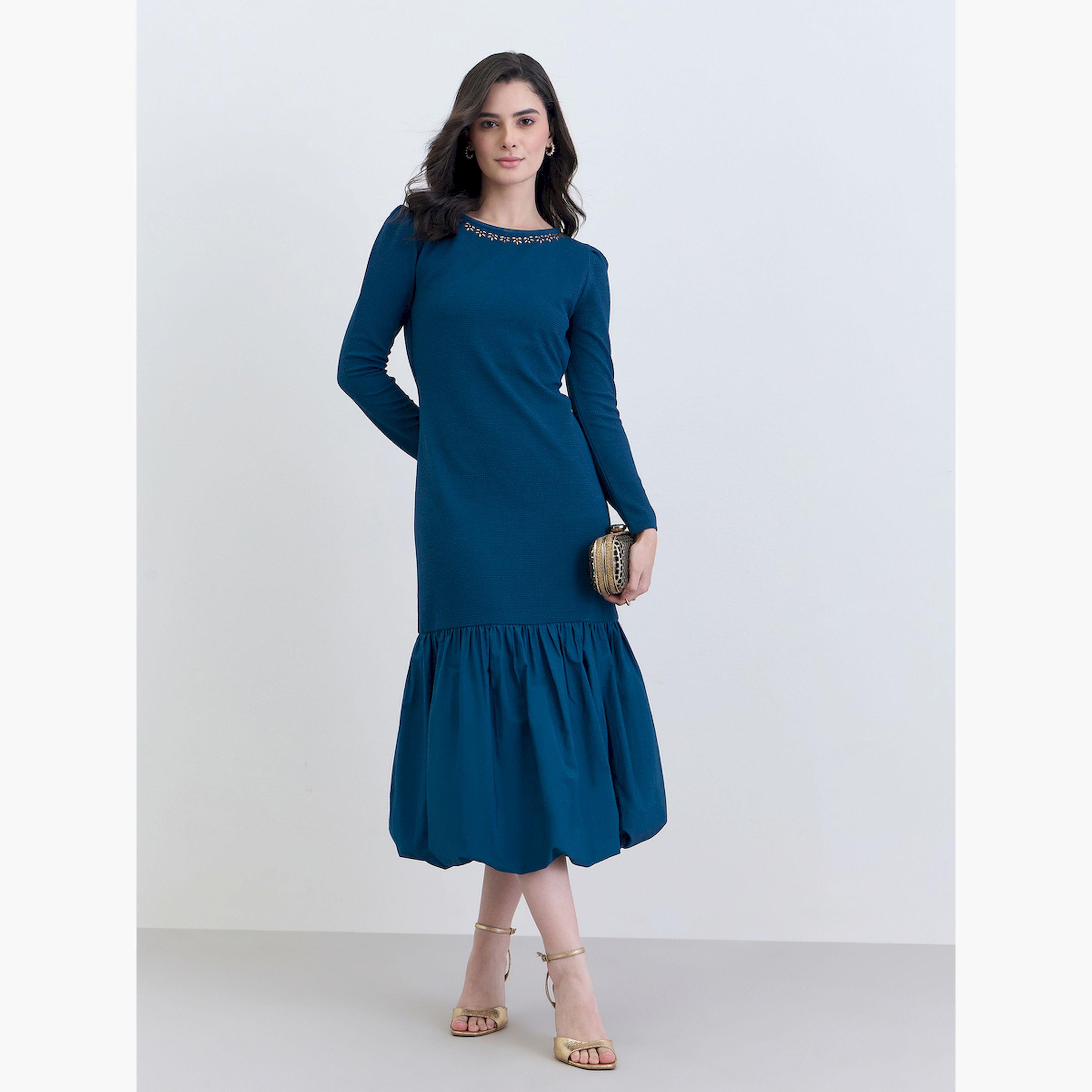 فستان ميدي بفتحة رقبة مزينة-women-clothing-dresses-image-2