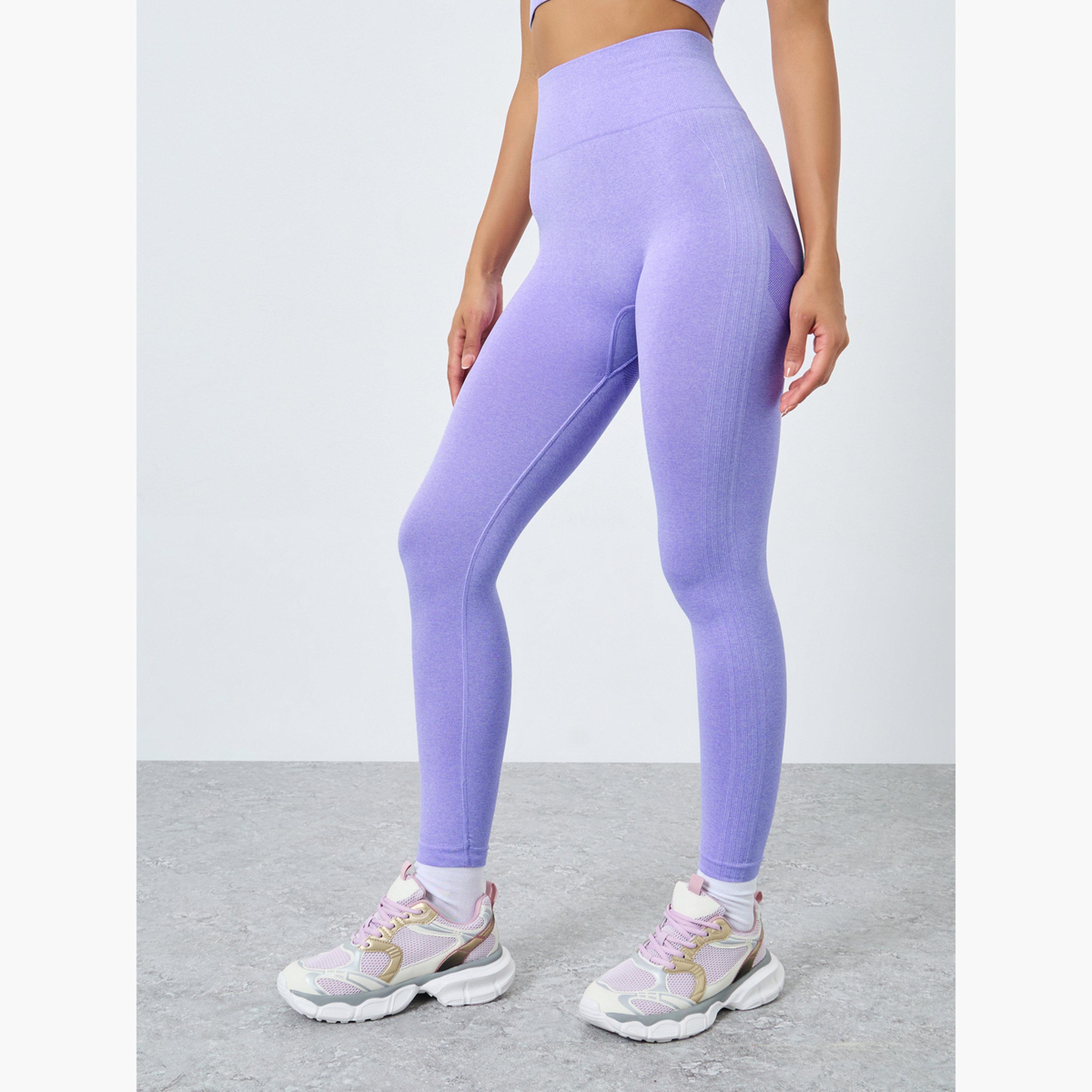 Styli Pack of 3 - Tear Drop Racerback Sports Bra, Shorts and Scrunch Back Leggings-women-clothing-sportswearandactivewear-trackpantsandtracksuits-image-6